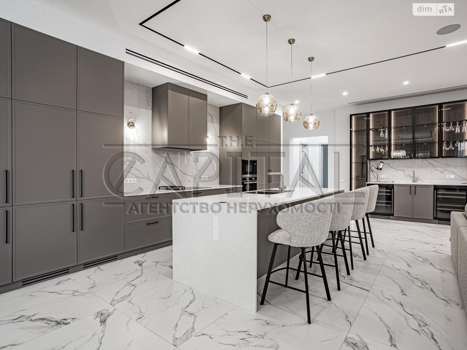 одноповерховий будинок з гаражем, 280 кв. м, кирпич. Продаж у Лісниках фото 1 одноповерховий будинок з гаражем, 280 кв. м, кирпич. Продаж у Лісниках фото 1