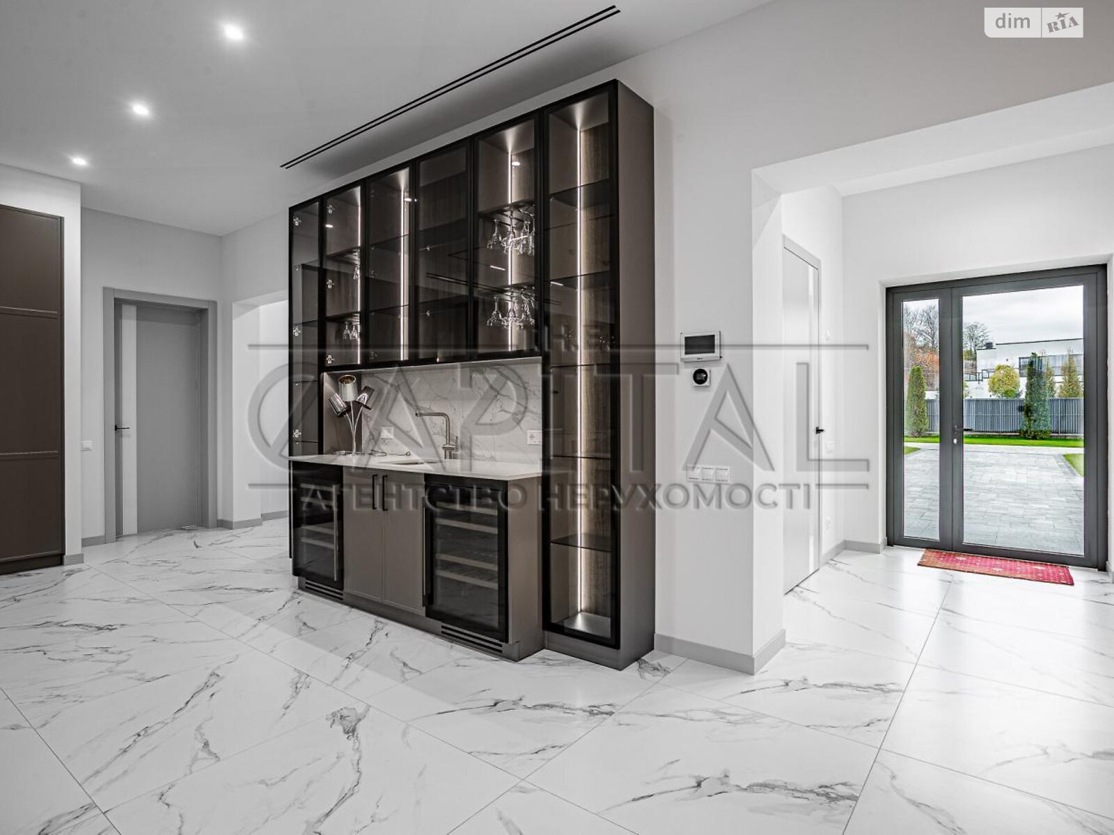 одноповерховий будинок з гаражем, 280 кв. м, кирпич. Продаж у Лісниках фото 1 одноповерховий будинок з гаражем, 280 кв. м, кирпич. Продаж у Лісниках фото 1