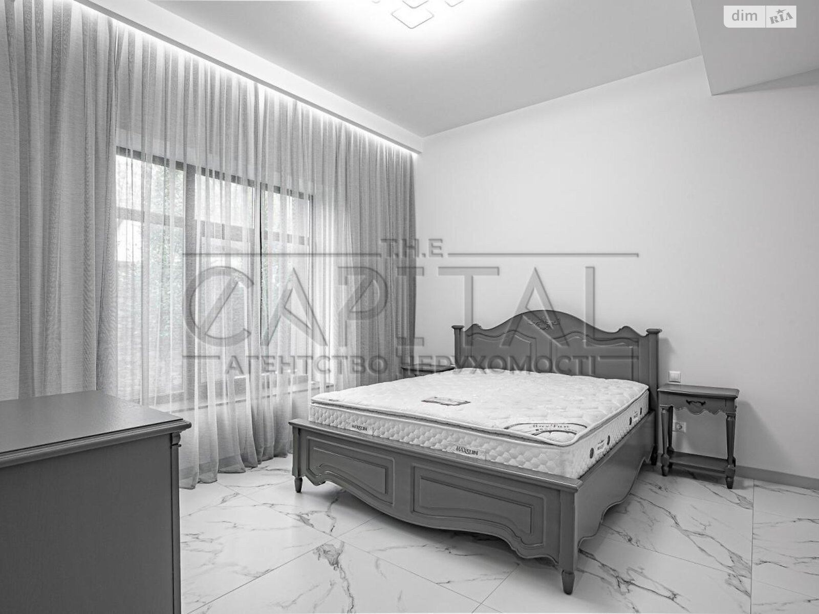 одноэтажный дом с гаражом, 280 кв. м, кирпич. Продажа в Лесниках фото 1 одноэтажный дом с гаражом, 280 кв. м, кирпич. Продажа в Лесниках фото 1