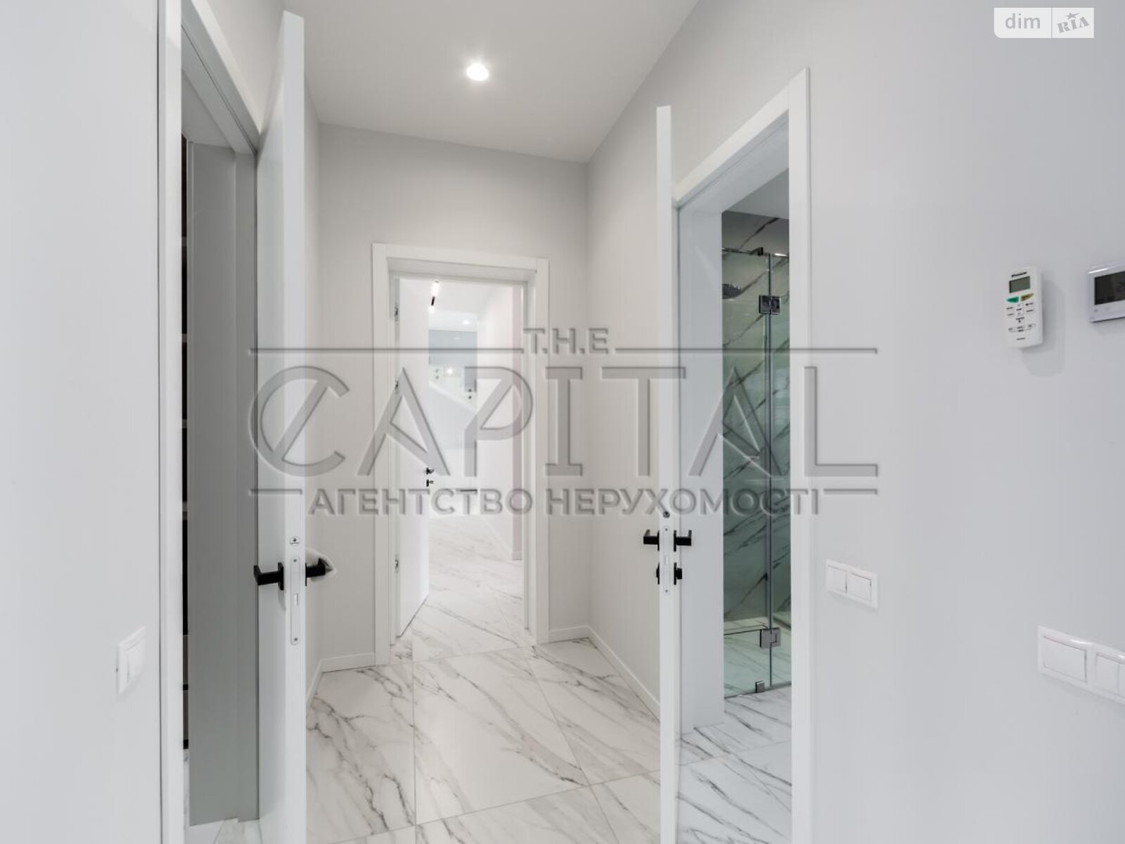 двухэтажный дом с гаражом, 340 кв. м, кирпич. Продажа в Лесниках фото 1 двухэтажный дом с гаражом, 340 кв. м, кирпич. Продажа в Лесниках фото 1