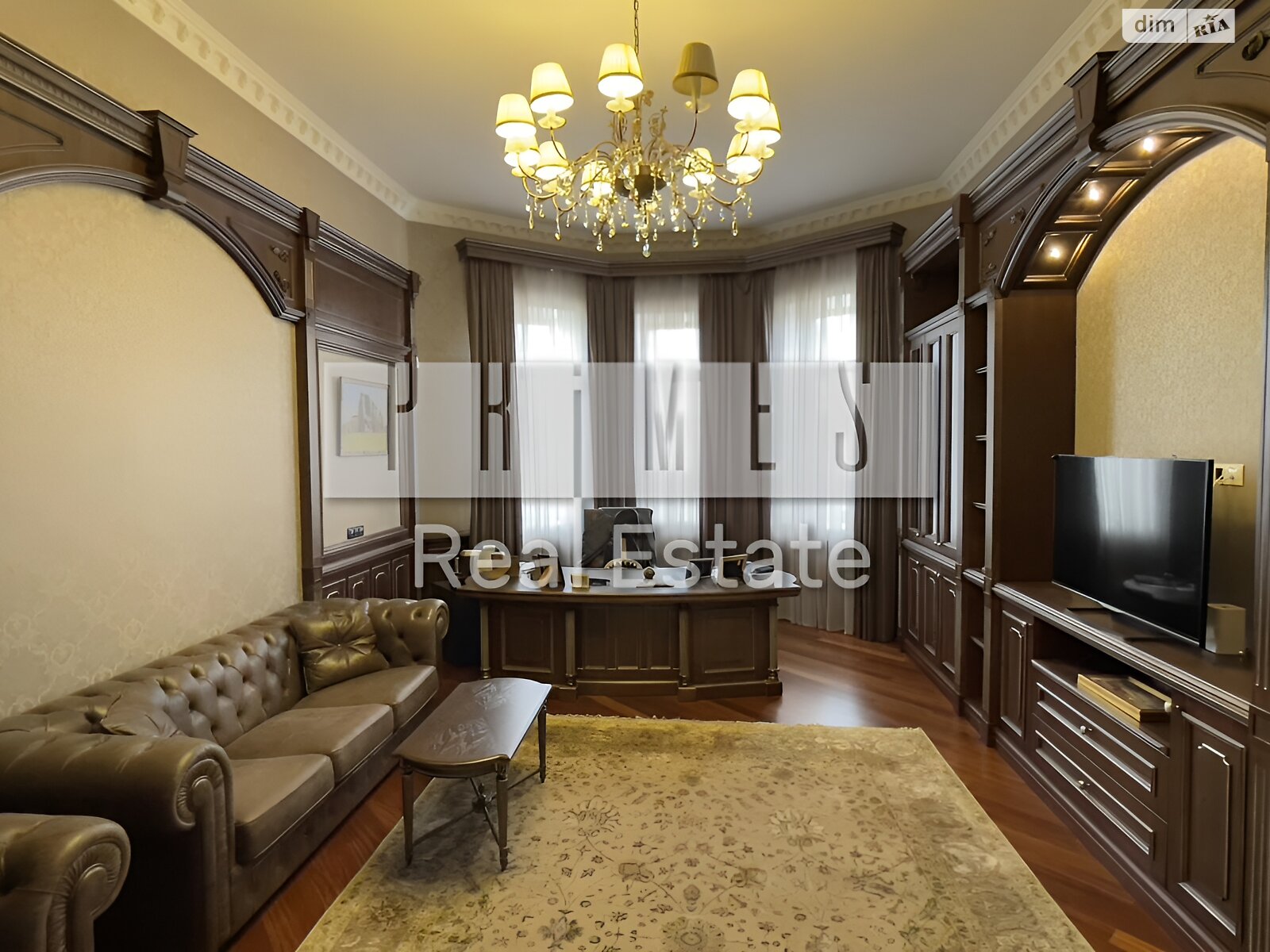 триповерховий будинок з верандою, 1407 кв. м, цегла. Продаж у Лісниках фото 1 триповерховий будинок з верандою, 1407 кв. м, цегла. Продаж у Лісниках фото 1