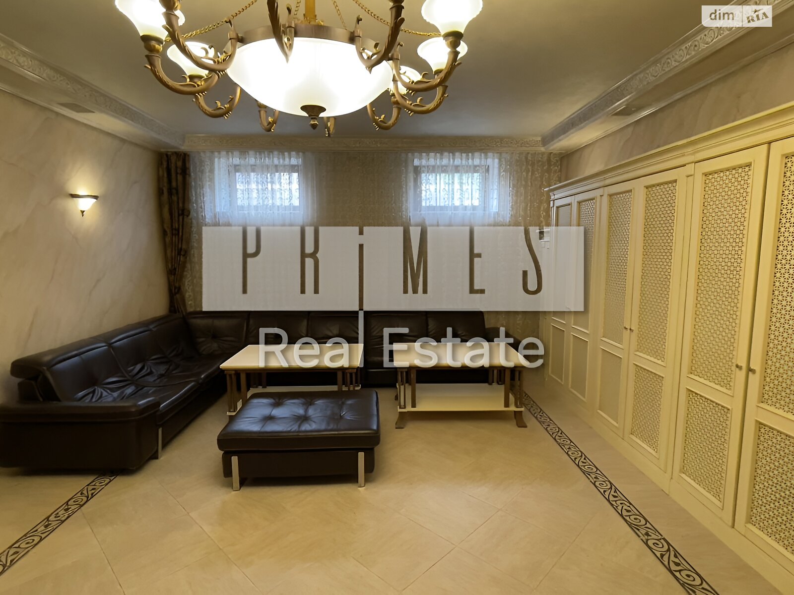 триповерховий будинок з верандою, 1407 кв. м, цегла. Продаж у Лісниках фото 1 триповерховий будинок з верандою, 1407 кв. м, цегла. Продаж у Лісниках фото 1