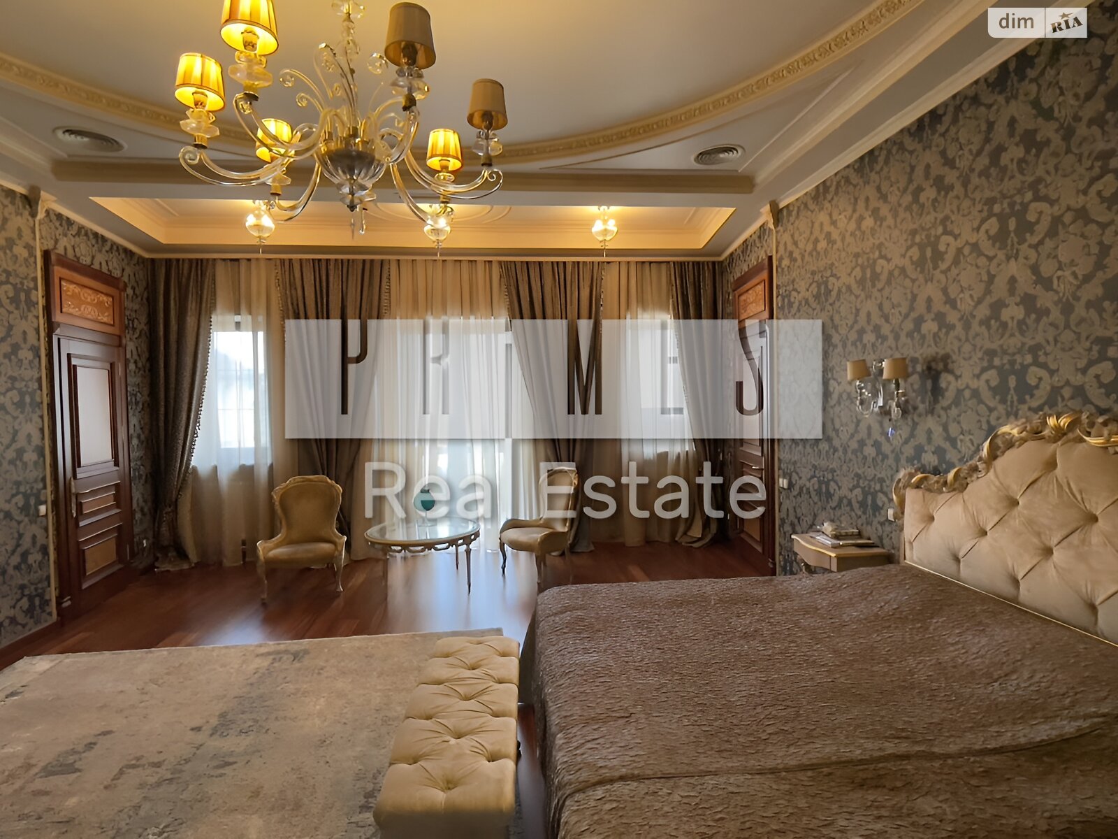 триповерховий будинок з верандою, 1407 кв. м, цегла. Продаж у Лісниках фото 1 триповерховий будинок з верандою, 1407 кв. м, цегла. Продаж у Лісниках фото 1