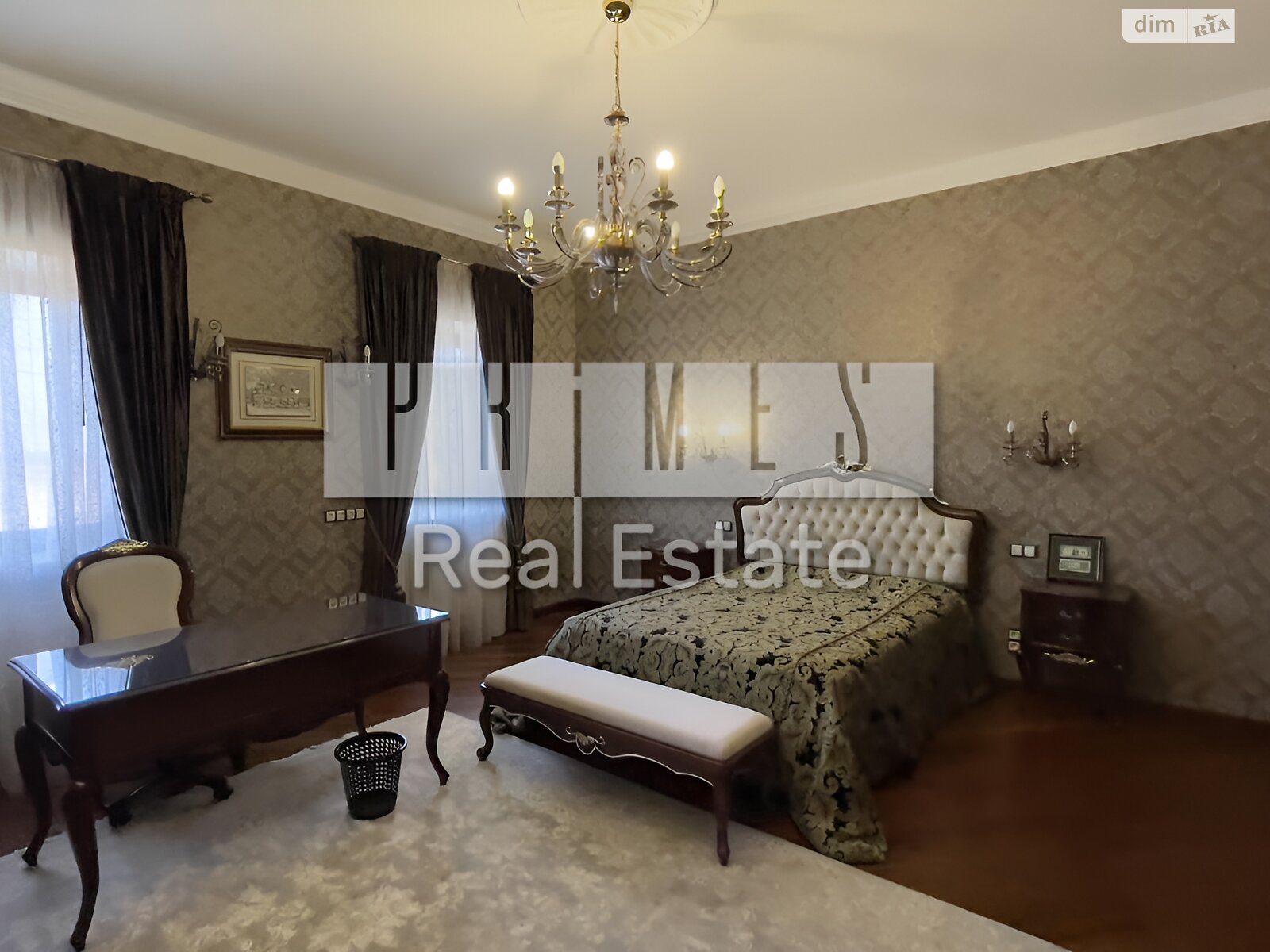 триповерховий будинок з верандою, 1407 кв. м, цегла. Продаж у Лісниках фото 1 триповерховий будинок з верандою, 1407 кв. м, цегла. Продаж у Лісниках фото 1