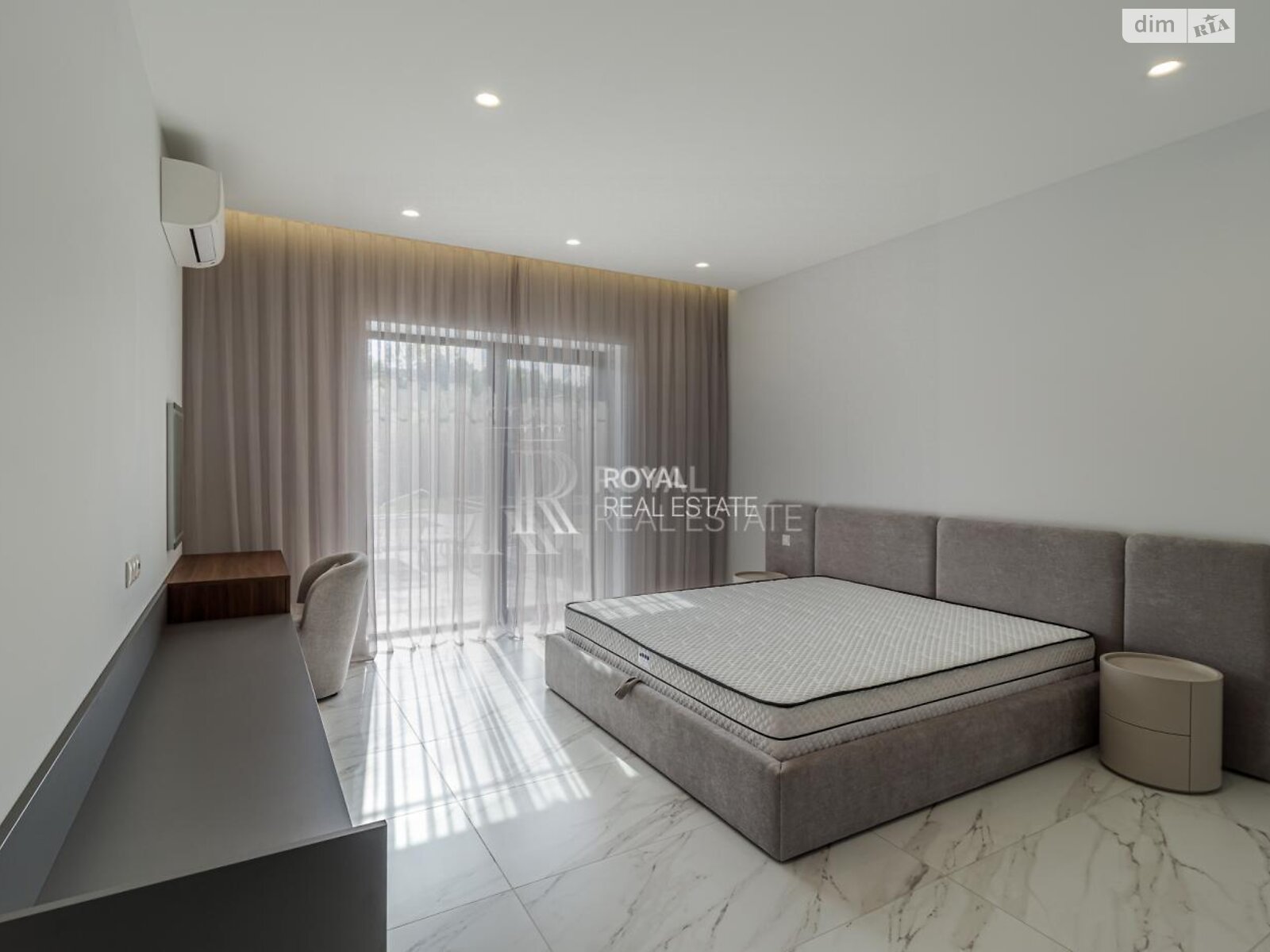 двоповерховий будинок, 340 кв. м, кирпич. Продаж у Лісниках фото 1 двоповерховий будинок, 340 кв. м, кирпич. Продаж у Лісниках фото 1