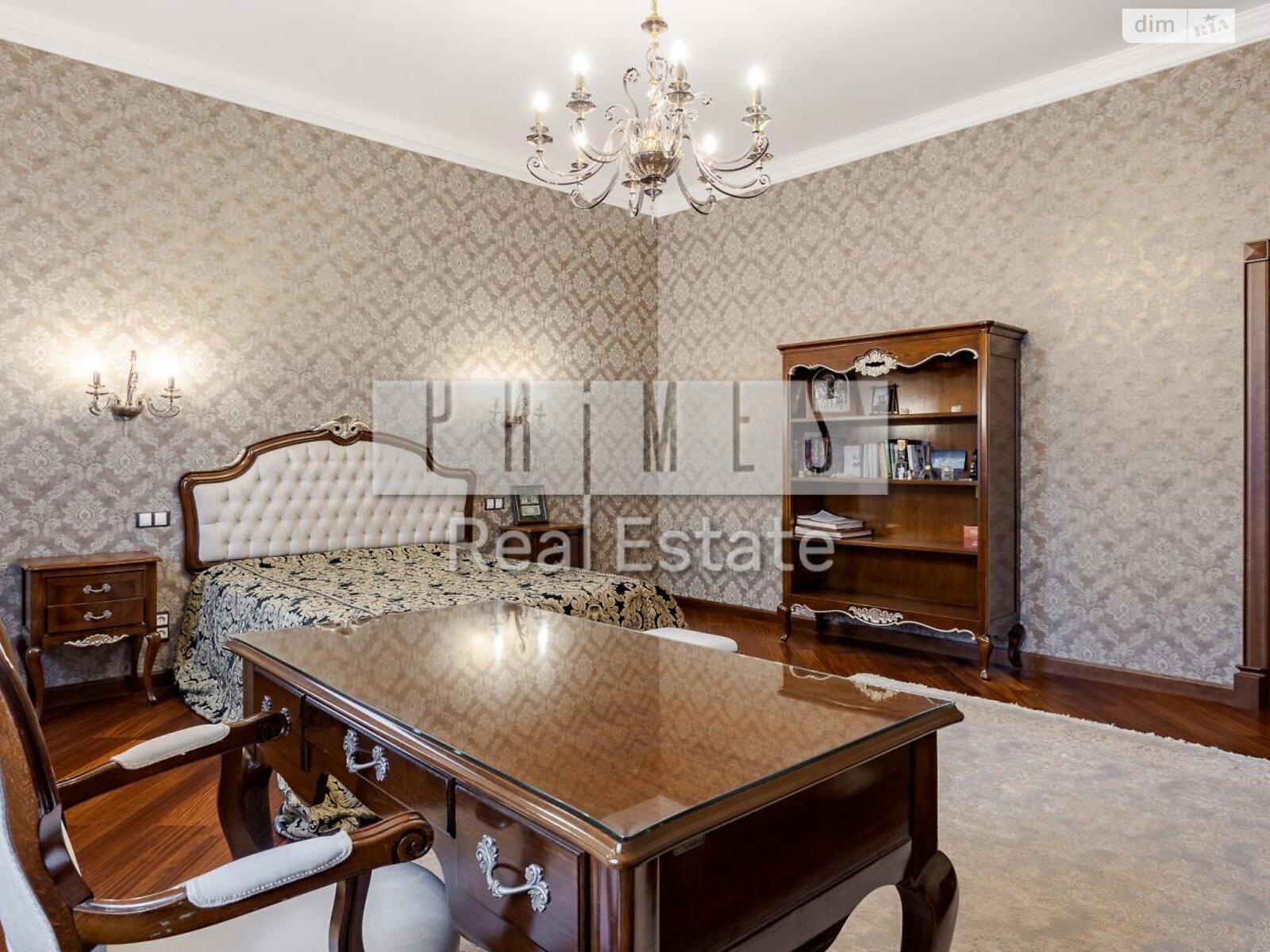 триповерховий будинок з верандою, 1400 кв. м, цегла. Продаж у Лісниках фото 1 триповерховий будинок з верандою, 1400 кв. м, цегла. Продаж у Лісниках фото 1