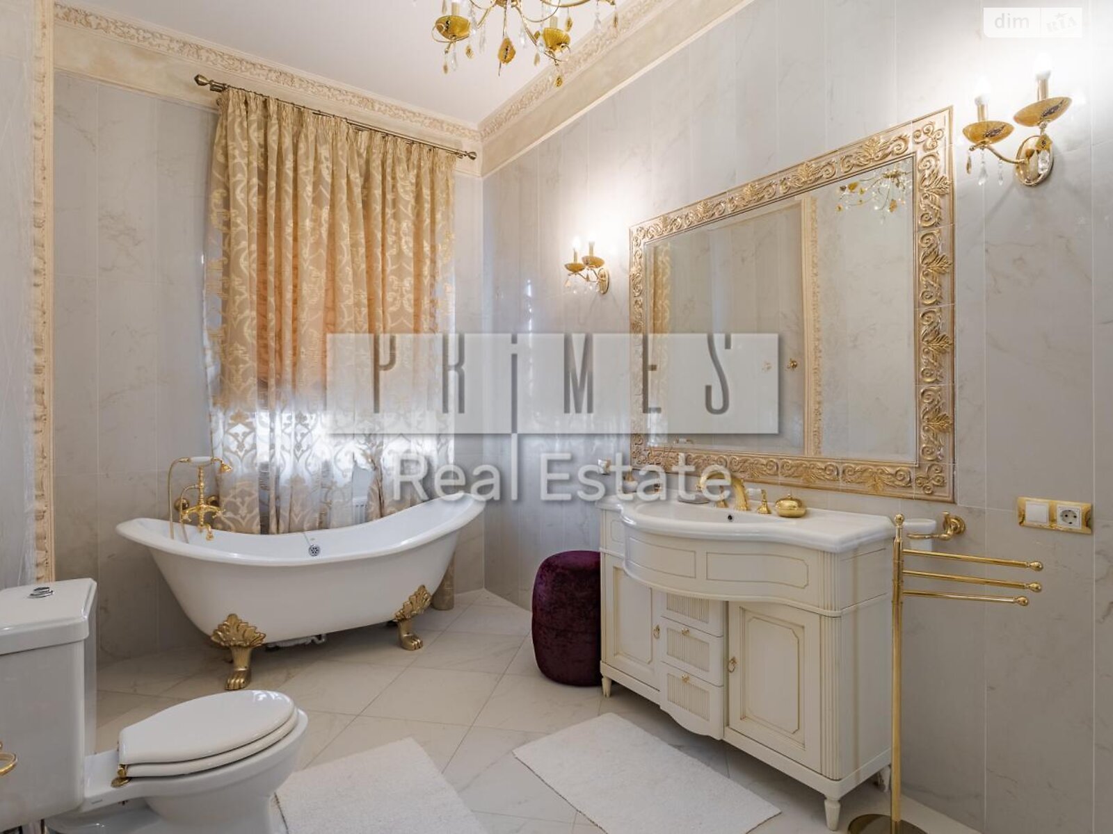 триповерховий будинок з верандою, 1400 кв. м, цегла. Продаж у Лісниках фото 1 триповерховий будинок з верандою, 1400 кв. м, цегла. Продаж у Лісниках фото 1