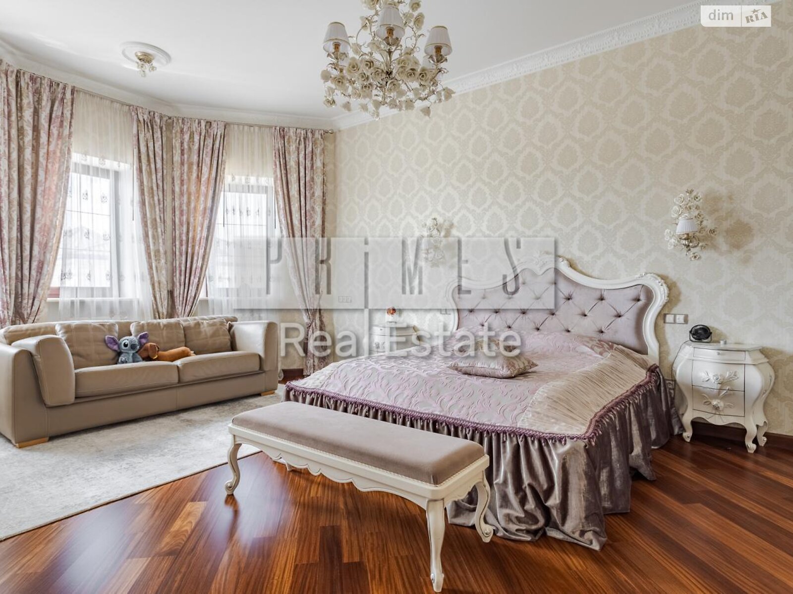 триповерховий будинок з верандою, 1400 кв. м, цегла. Продаж у Лісниках фото 1 триповерховий будинок з верандою, 1400 кв. м, цегла. Продаж у Лісниках фото 1