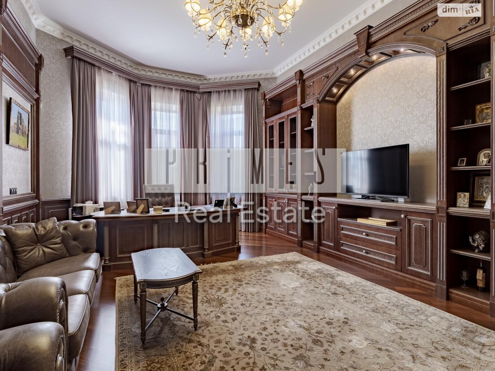 триповерховий будинок з верандою, 1400 кв. м, цегла. Продаж у Лісниках фото 1 триповерховий будинок з верандою, 1400 кв. м, цегла. Продаж у Лісниках фото 1