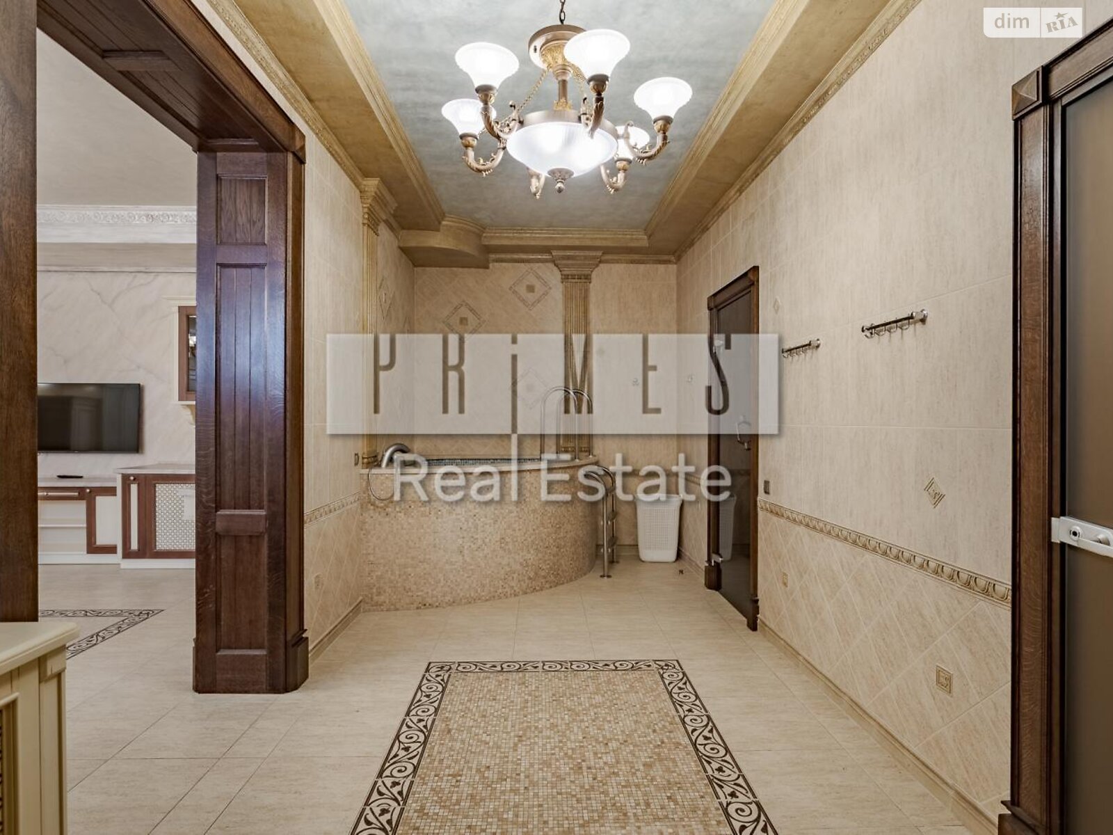триповерховий будинок з верандою, 1400 кв. м, цегла. Продаж у Лісниках фото 1 триповерховий будинок з верандою, 1400 кв. м, цегла. Продаж у Лісниках фото 1