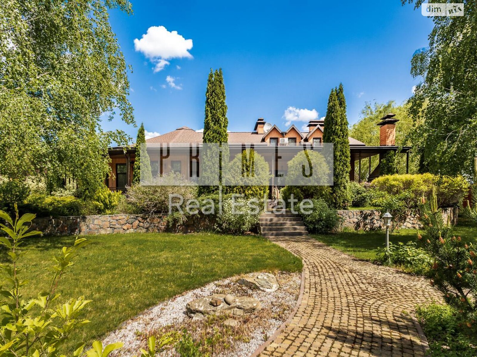 триповерховий будинок з верандою, 1406.9 кв. м, цегла. Продаж у Лісниках фото 1 триповерховий будинок з верандою, 1406.9 кв. м, цегла. Продаж у Лісниках фото 1