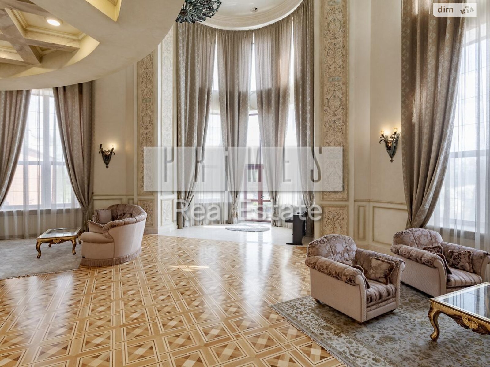 триповерховий будинок з верандою, 1406.9 кв. м, цегла. Продаж у Лісниках фото 1 триповерховий будинок з верандою, 1406.9 кв. м, цегла. Продаж у Лісниках фото 1