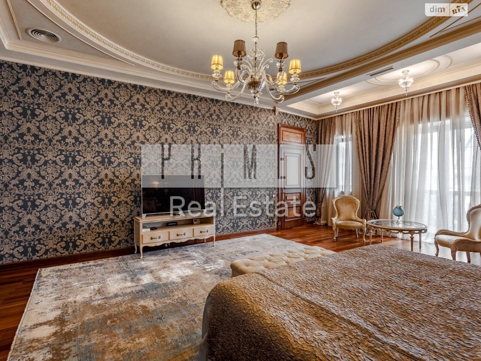 триповерховий будинок з верандою, 1406.9 кв. м, цегла. Продаж у Лісниках фото 1 триповерховий будинок з верандою, 1406.9 кв. м, цегла. Продаж у Лісниках фото 1
