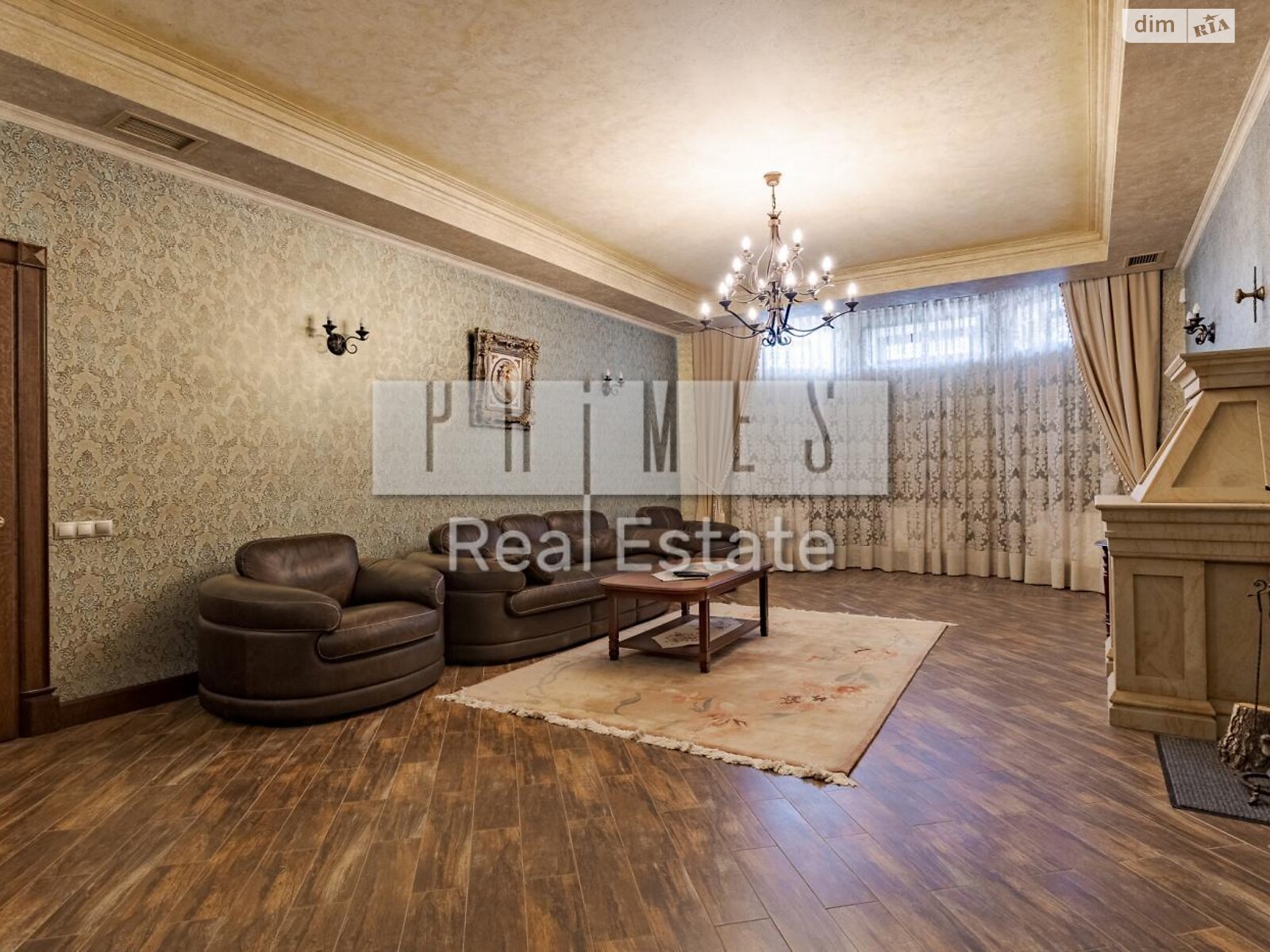 триповерховий будинок з верандою, 1406.9 кв. м, цегла. Продаж у Лісниках фото 1 триповерховий будинок з верандою, 1406.9 кв. м, цегла. Продаж у Лісниках фото 1