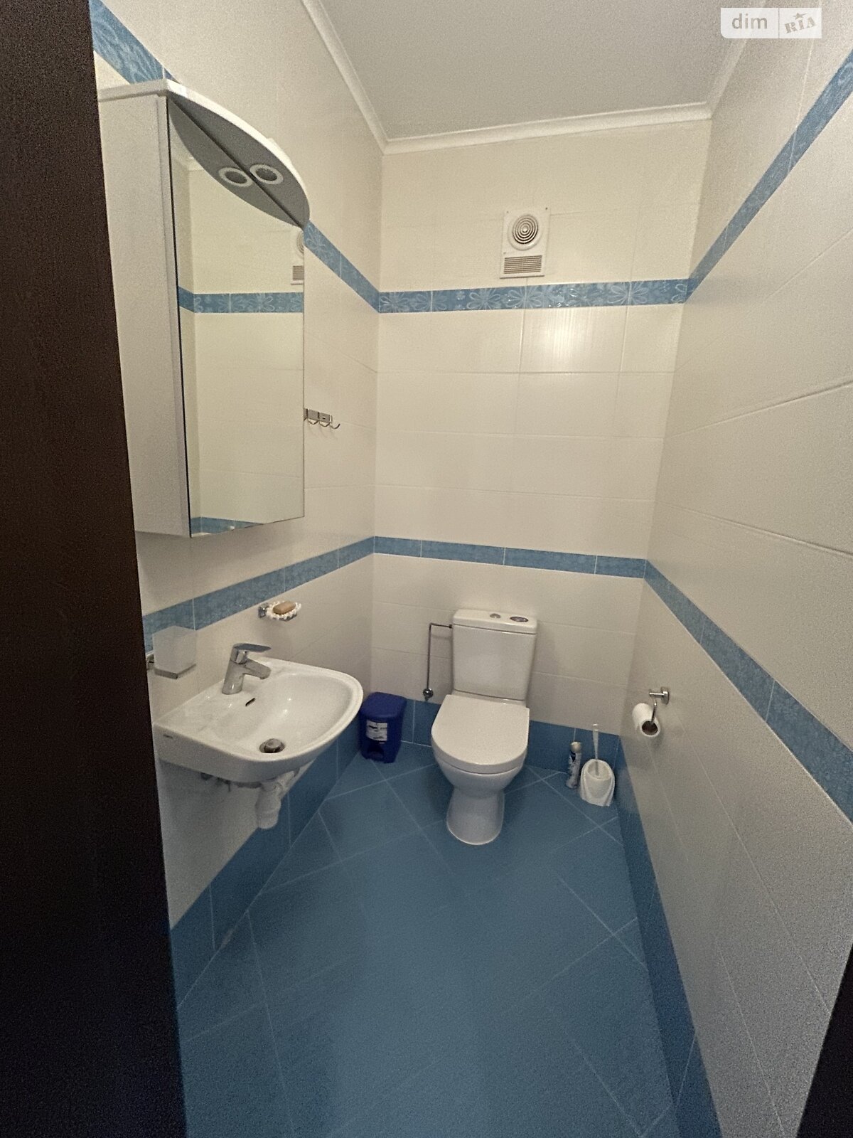 трехэтажный дом с гаражом, 493.8 кв. м, кирпич. Продажа в Лесниках фото 1 трехэтажный дом с гаражом, 493.8 кв. м, кирпич. Продажа в Лесниках фото 1