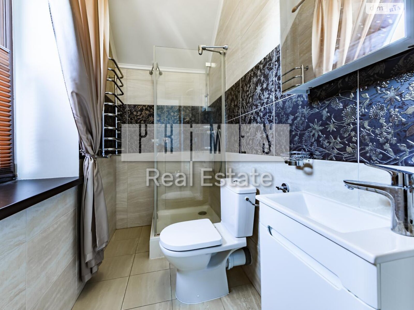 двоповерховий будинок з верандою, 493.8 кв. м, цегла. Продаж у Лісниках фото 1 двоповерховий будинок з верандою, 493.8 кв. м, цегла. Продаж у Лісниках фото 1