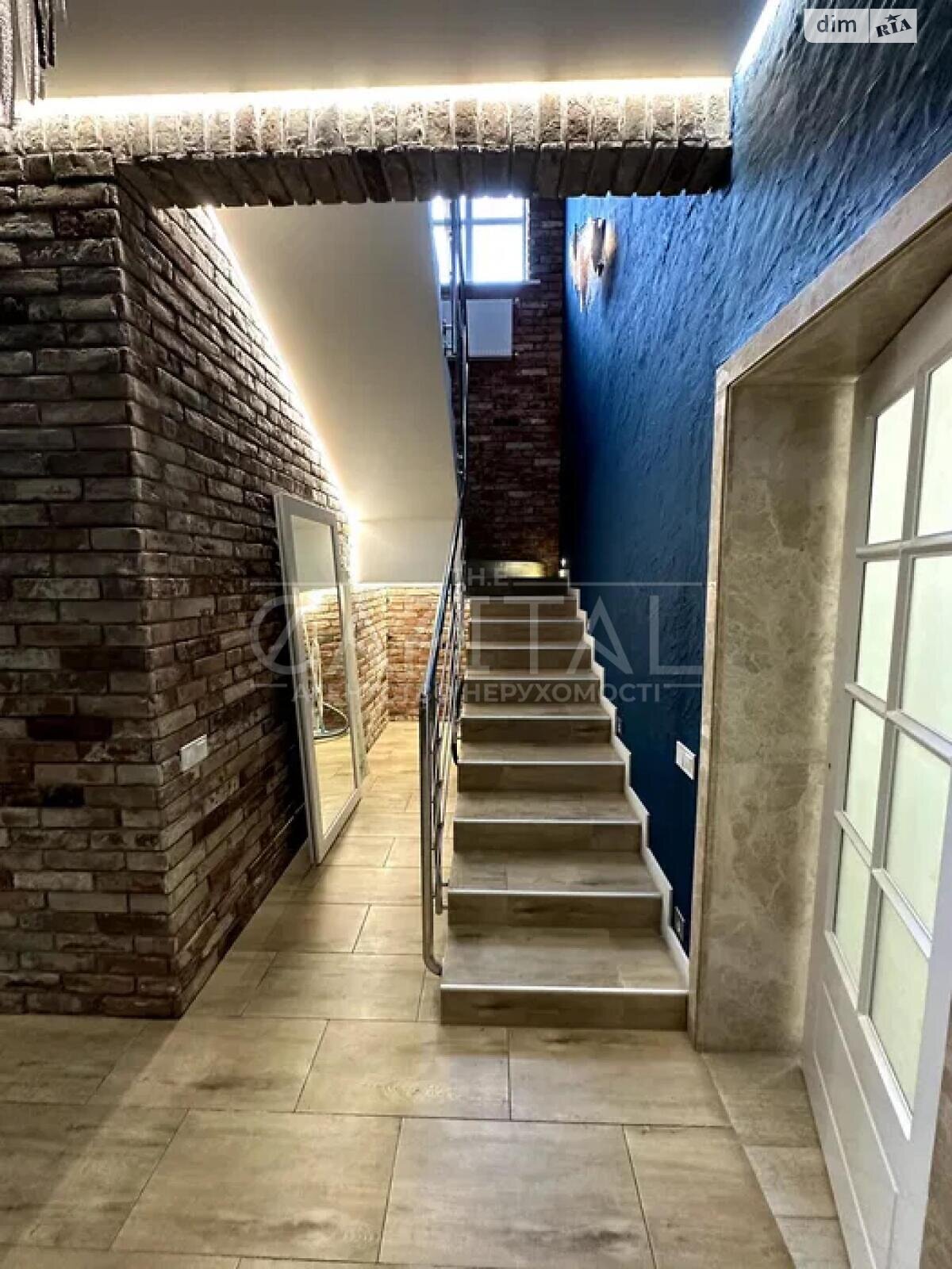 двоповерховий будинок з ремонтом, 185 кв. м, цегла. Продаж у Лісниках фото 1 двоповерховий будинок з ремонтом, 185 кв. м, цегла. Продаж у Лісниках фото 1