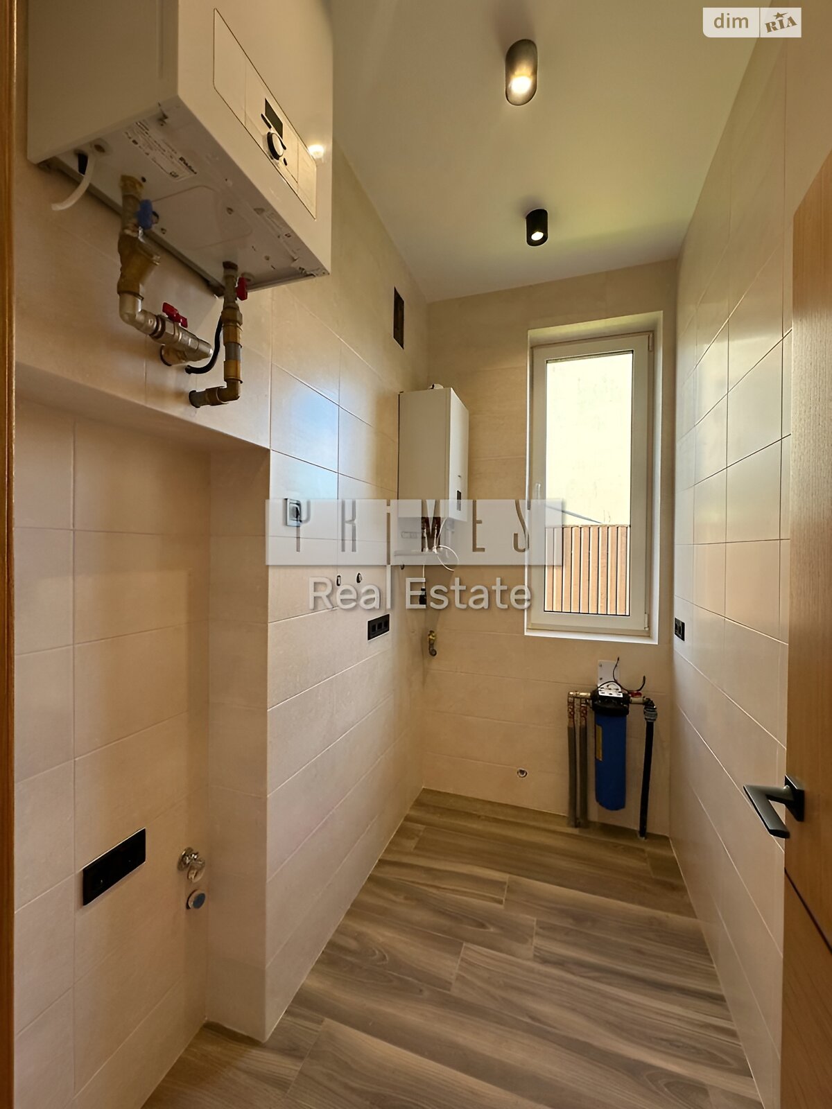 двухэтажный дом с ремонтом, 165 кв. м, кирпич. Продажа в Лесниках фото 1 двухэтажный дом с ремонтом, 165 кв. м, кирпич. Продажа в Лесниках фото 1