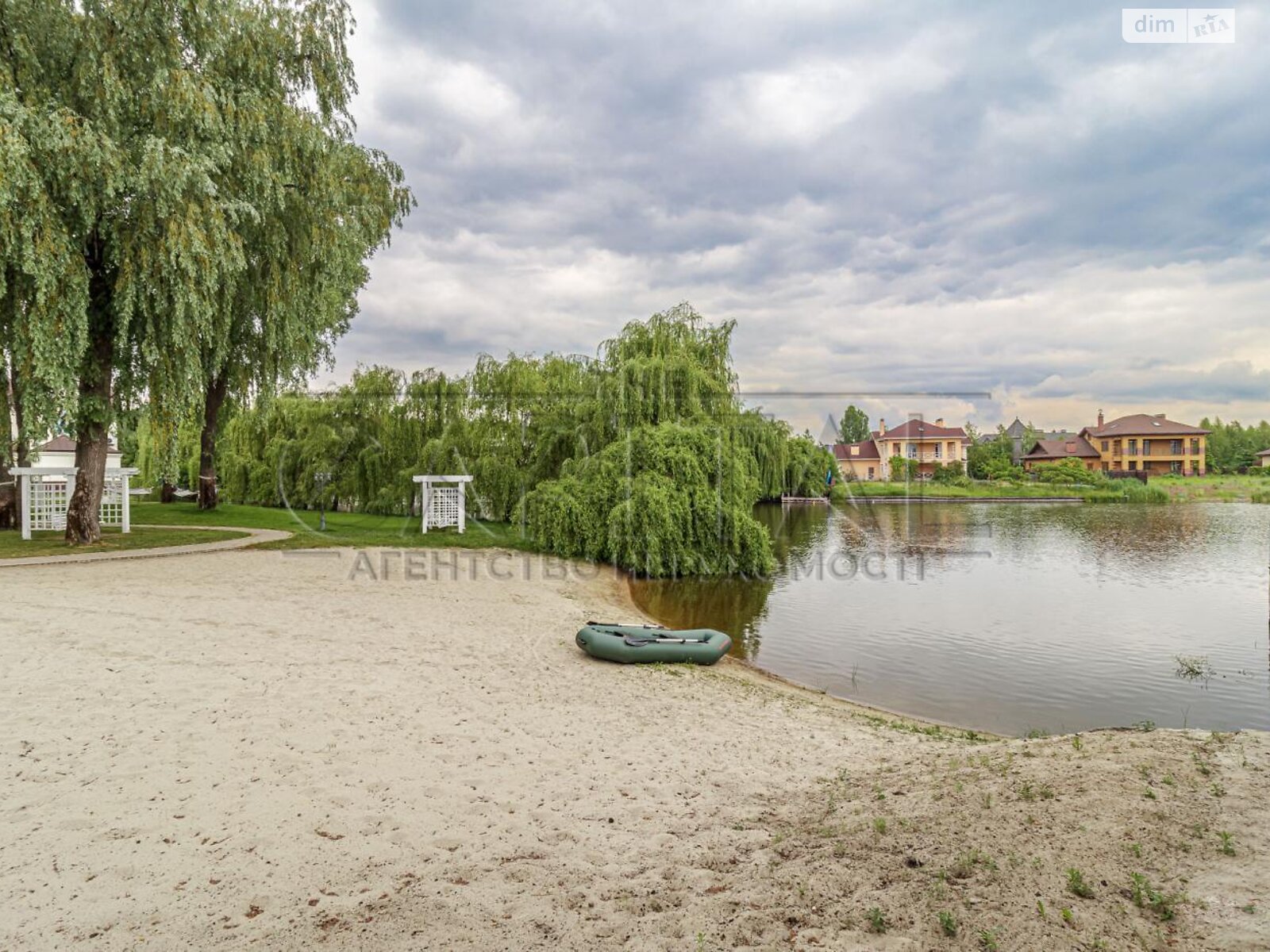двоповерховий будинок з верандою, 250 кв. м, кирпич. Продаж у Лісниках фото 1 двоповерховий будинок з верандою, 250 кв. м, кирпич. Продаж у Лісниках фото 1