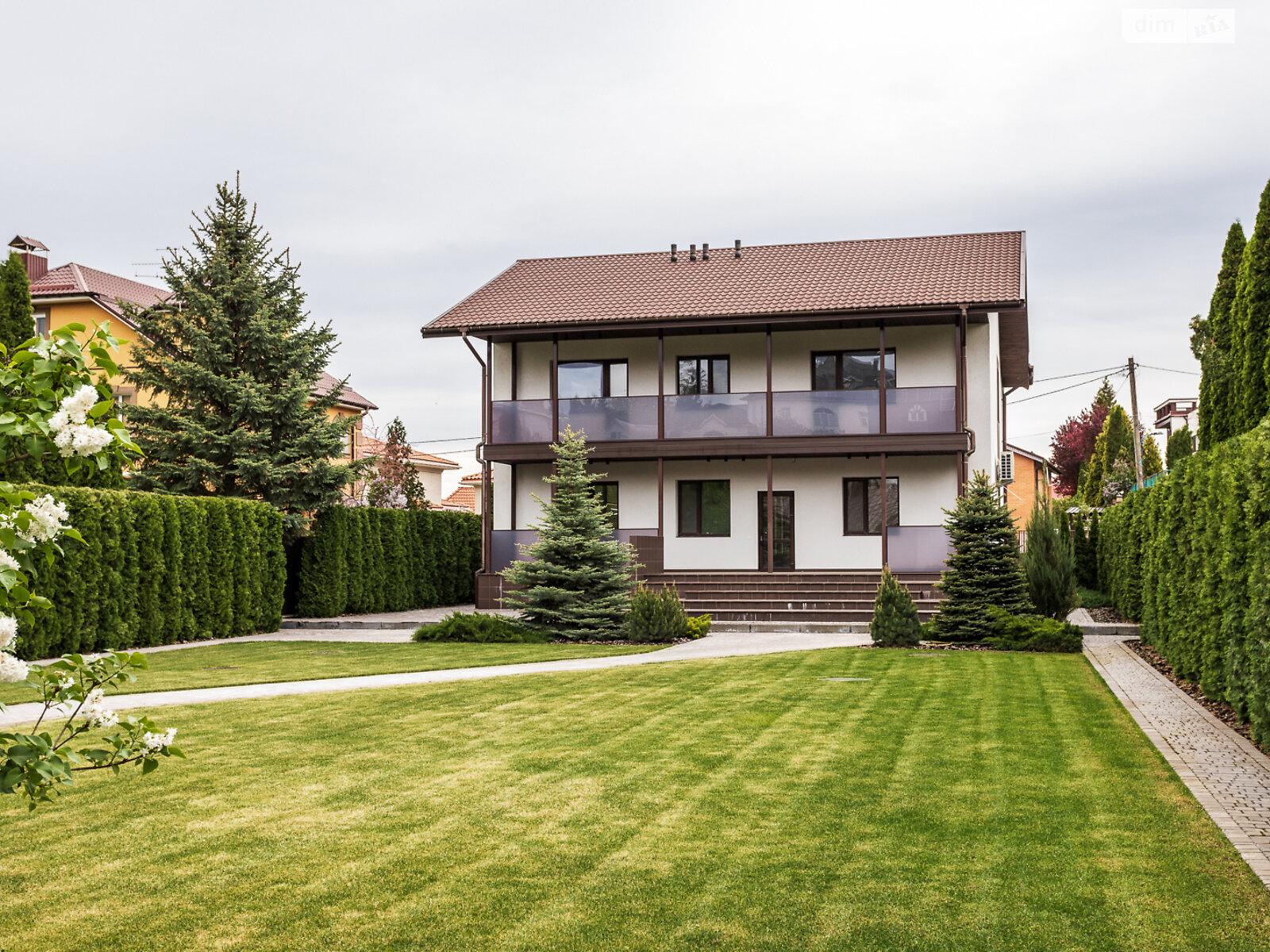двоповерховий будинок, 390 кв. м, цегла. Продаж у Лісниках фото 1 двоповерховий будинок, 390 кв. м, цегла. Продаж у Лісниках фото 1