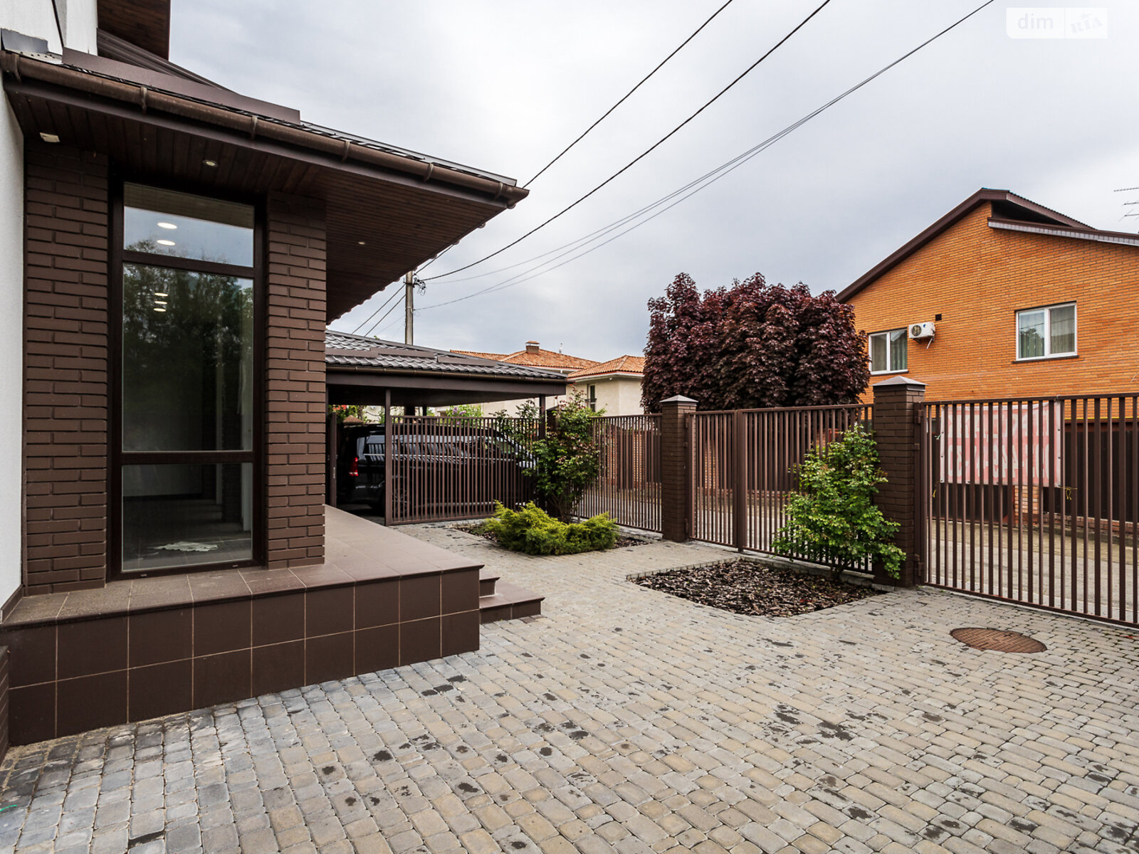 двоповерховий будинок, 390 кв. м, цегла. Продаж у Лісниках фото 1 двоповерховий будинок, 390 кв. м, цегла. Продаж у Лісниках фото 1