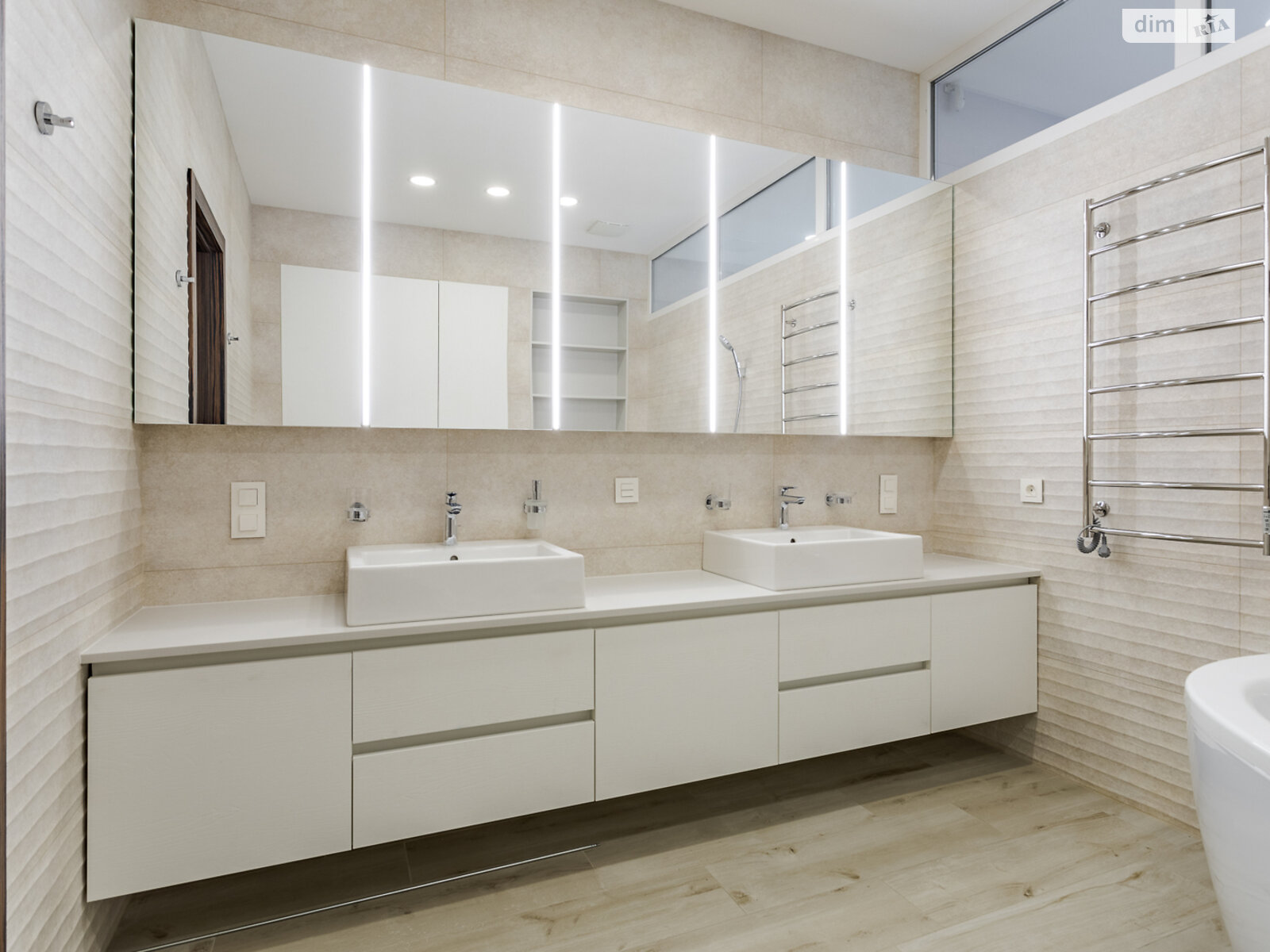 двоповерховий будинок, 390 кв. м, цегла. Продаж у Лісниках фото 1 двоповерховий будинок, 390 кв. м, цегла. Продаж у Лісниках фото 1