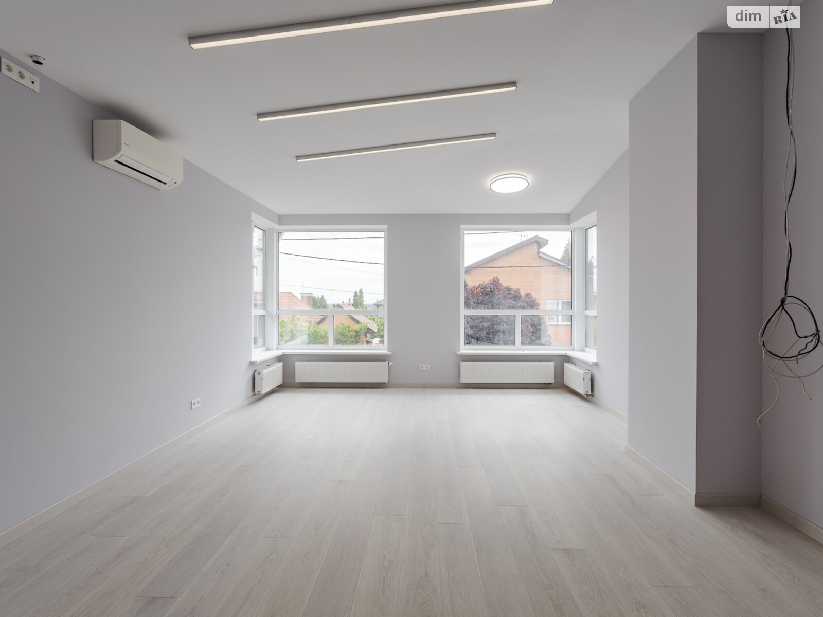 двоповерховий будинок, 390 кв. м, цегла. Продаж у Лісниках фото 1 двоповерховий будинок, 390 кв. м, цегла. Продаж у Лісниках фото 1