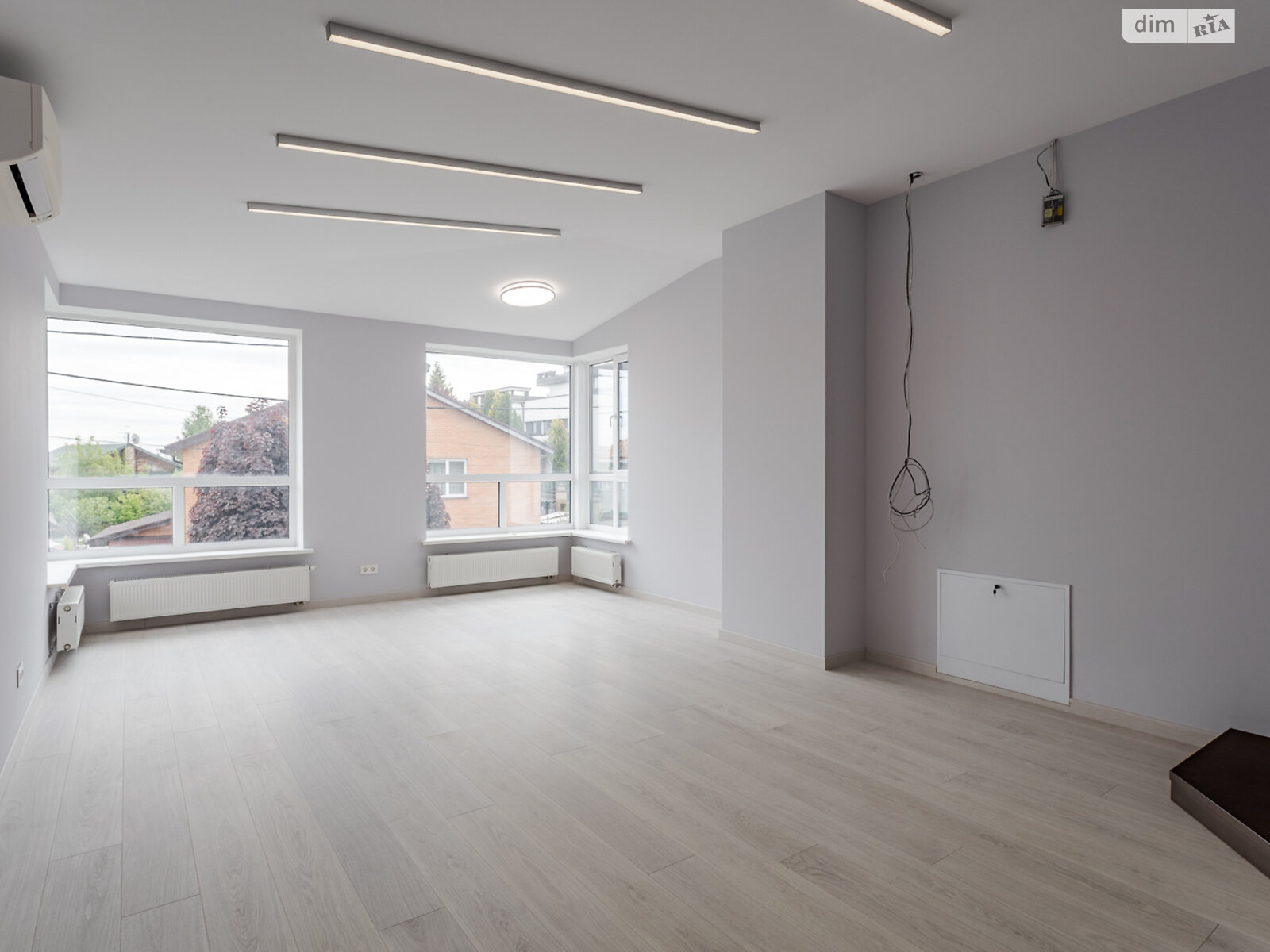 двоповерховий будинок, 390 кв. м, цегла. Продаж у Лісниках фото 1 двоповерховий будинок, 390 кв. м, цегла. Продаж у Лісниках фото 1