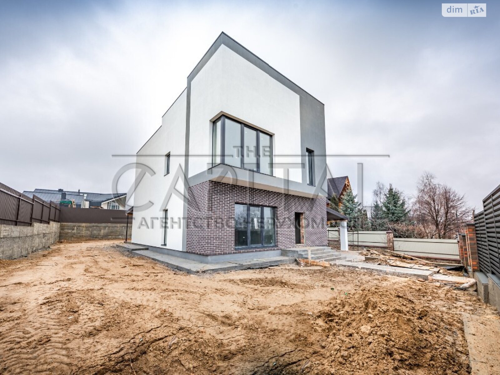 двухэтажный дом, 200 кв. м, кирпич. Продажа в Лесниках фото 1 двухэтажный дом, 200 кв. м, кирпич. Продажа в Лесниках фото 1
