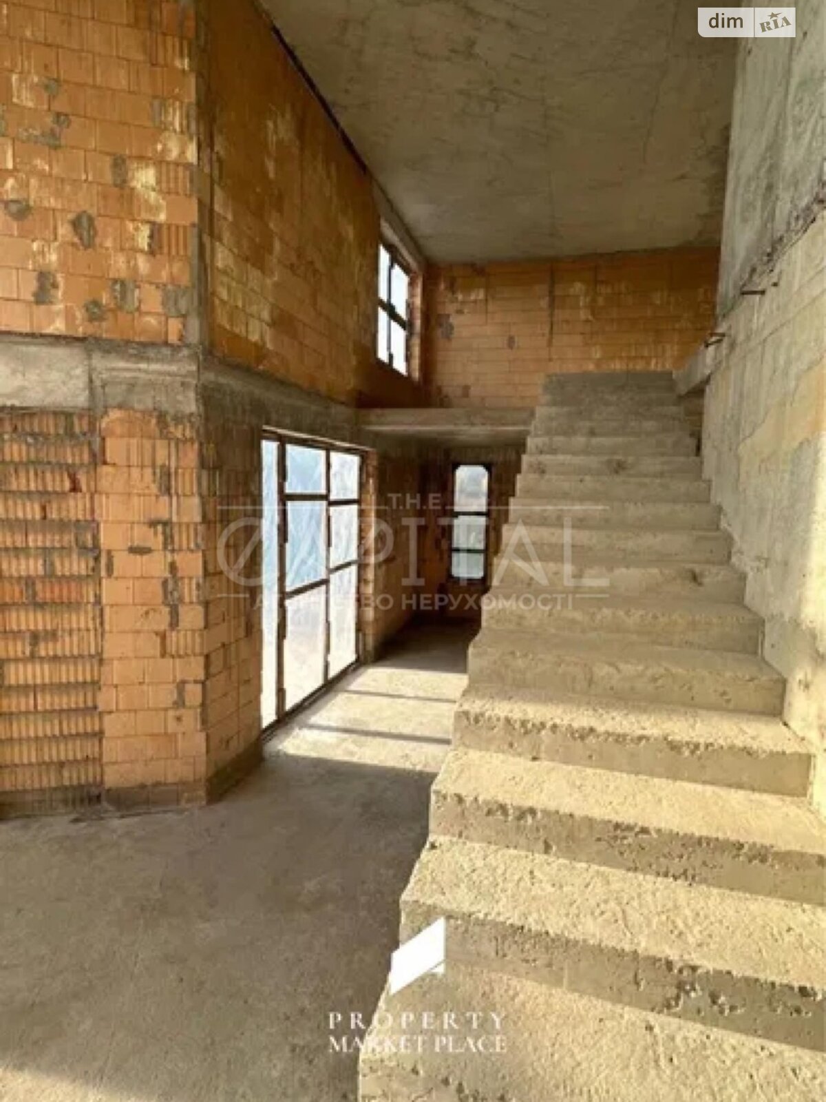 двухэтажный дом с гаражом, 300 кв. м, кирпич. Продажа в Лесниках фото 1 двухэтажный дом с гаражом, 300 кв. м, кирпич. Продажа в Лесниках фото 1