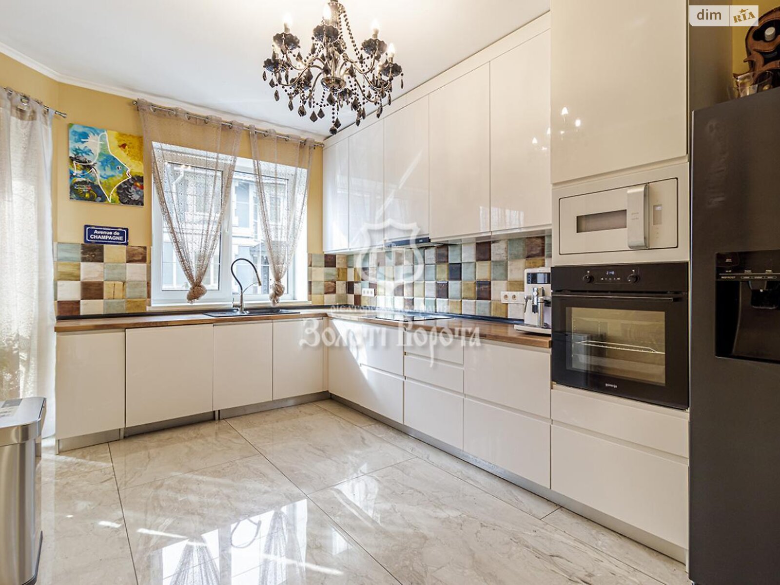 триповерховий будинок, 180 кв. м, кирпич. Продаж у Лісниках фото 1 триповерховий будинок, 180 кв. м, кирпич. Продаж у Лісниках фото 1