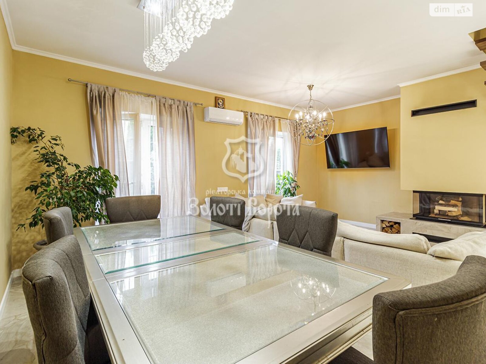 триповерховий будинок, 180 кв. м, кирпич. Продаж у Лісниках фото 1 триповерховий будинок, 180 кв. м, кирпич. Продаж у Лісниках фото 1