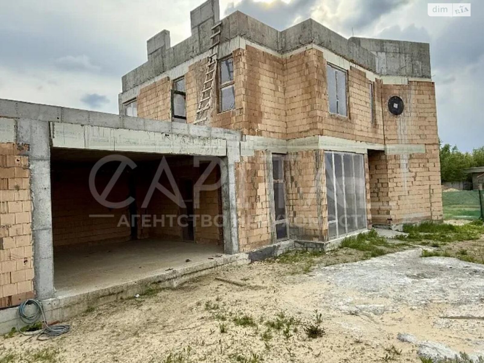 двоповерховий будинок з гаражем, 300 кв. м, цегла. Продаж у Лісниках фото 1 двоповерховий будинок з гаражем, 300 кв. м, цегла. Продаж у Лісниках фото 1