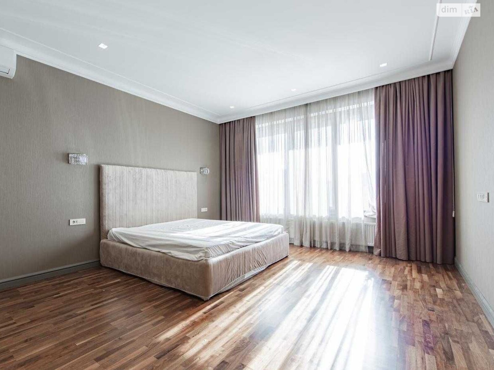 одноповерховий будинок, 265.6 кв. м, кирпич. Продаж у Лісниках фото 1 одноповерховий будинок, 265.6 кв. м, кирпич. Продаж у Лісниках фото 1