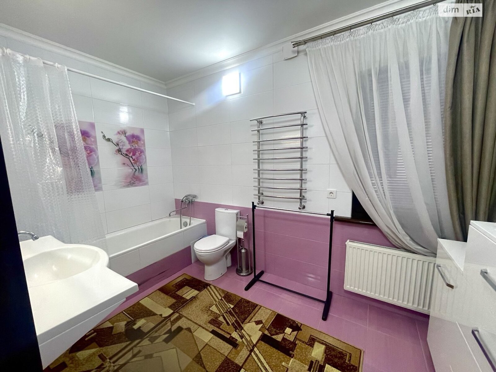 двухэтажный дом с гаражом, 298.5 кв. м, ракушечник (ракушняк). Продажа в Лесниках фото 1 двухэтажный дом с гаражом, 298.5 кв. м, ракушечник (ракушняк). Продажа в Лесниках фото 1