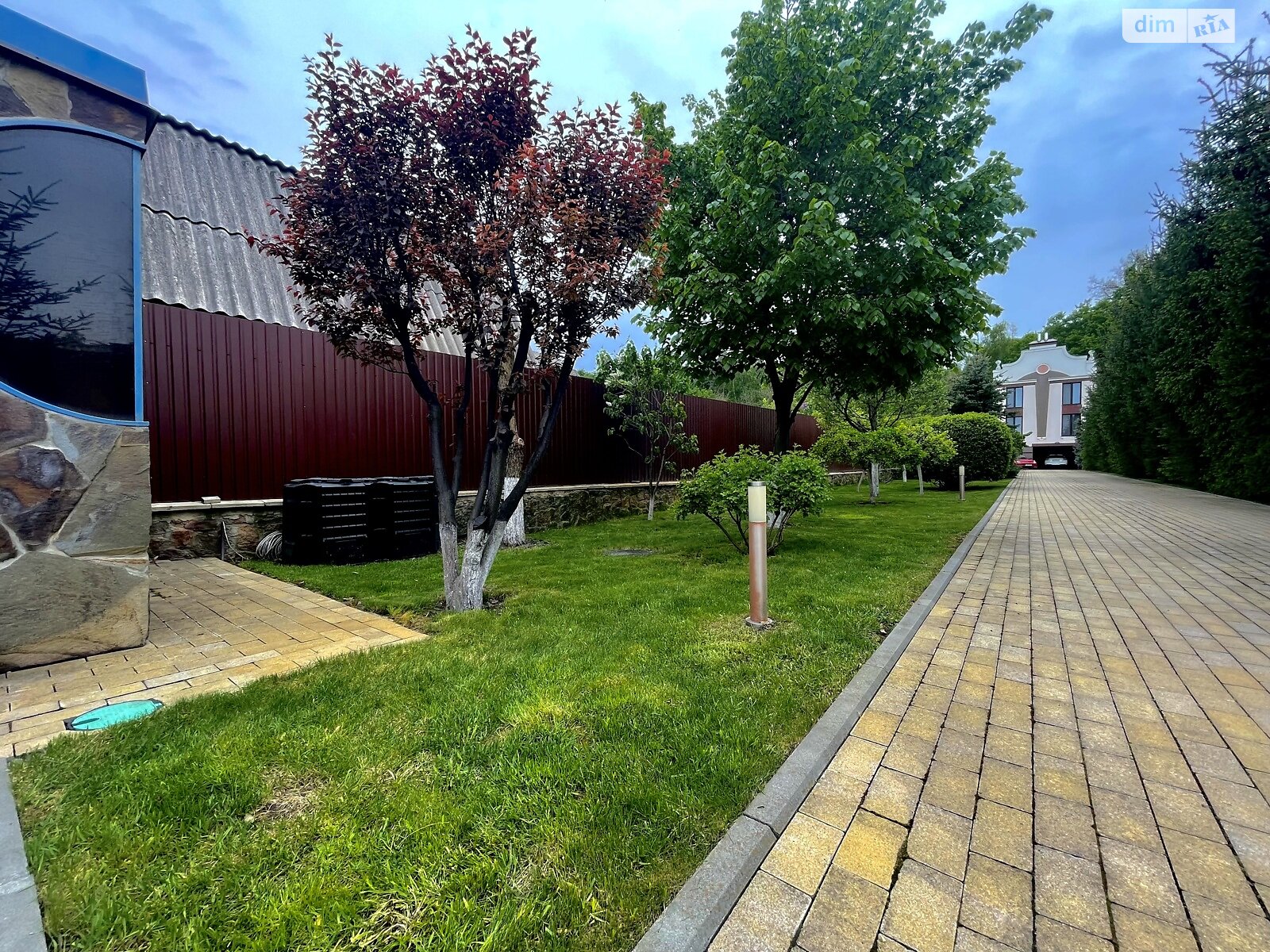 двоповерховий будинок з гаражем, 298.5 кв. м, ракушняк. Продаж у Лісниках фото 1 двоповерховий будинок з гаражем, 298.5 кв. м, ракушняк. Продаж у Лісниках фото 1