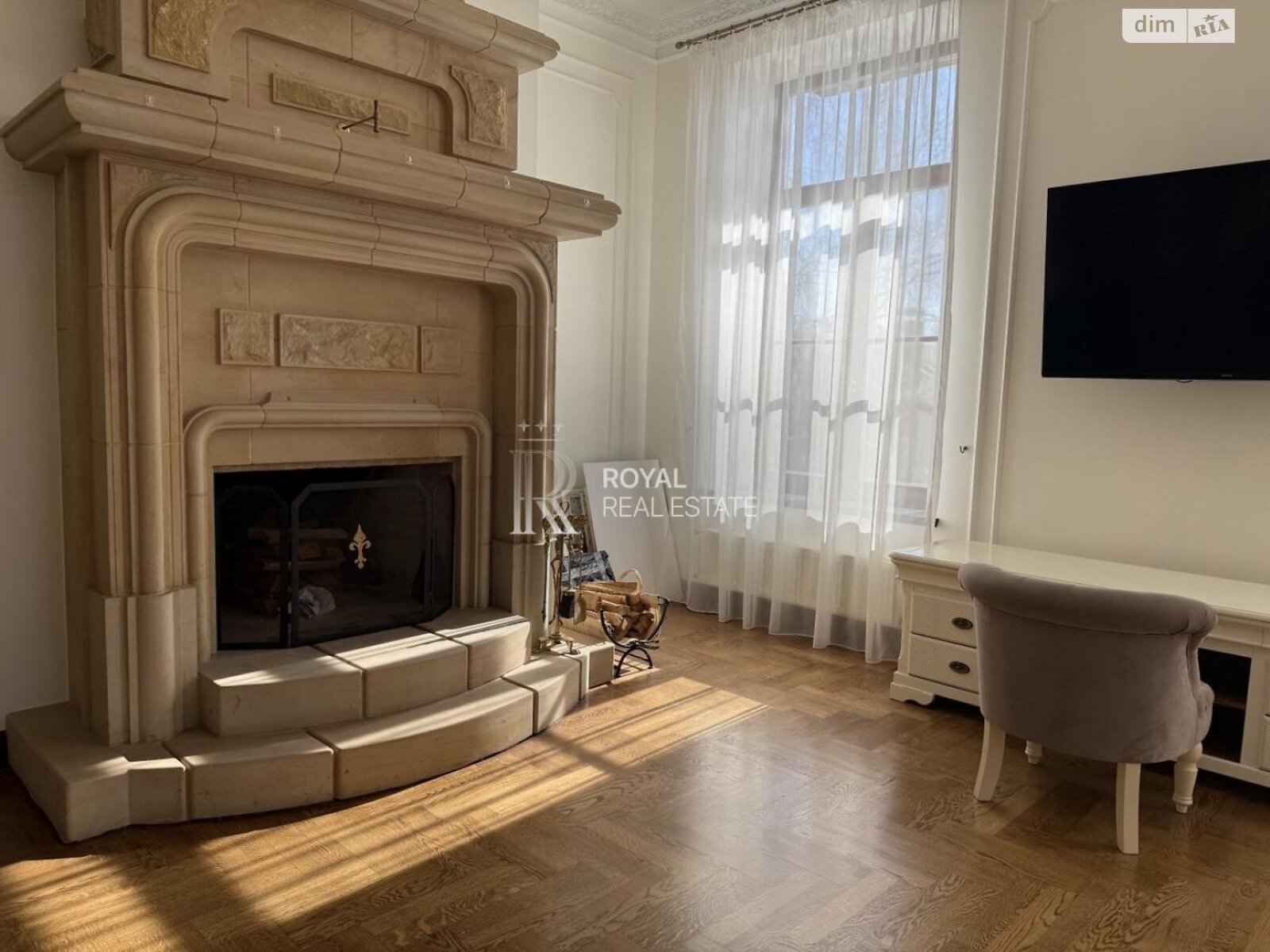 трехэтажный дом, 495 кв. м, кирпич. Продажа в Лесниках фото 1 трехэтажный дом, 495 кв. м, кирпич. Продажа в Лесниках фото 1