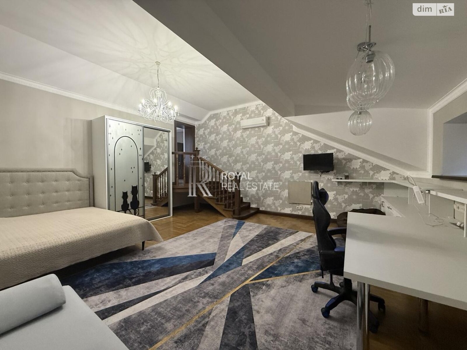 трехэтажный дом, 495 кв. м, кирпич. Продажа в Лесниках фото 1 трехэтажный дом, 495 кв. м, кирпич. Продажа в Лесниках фото 1