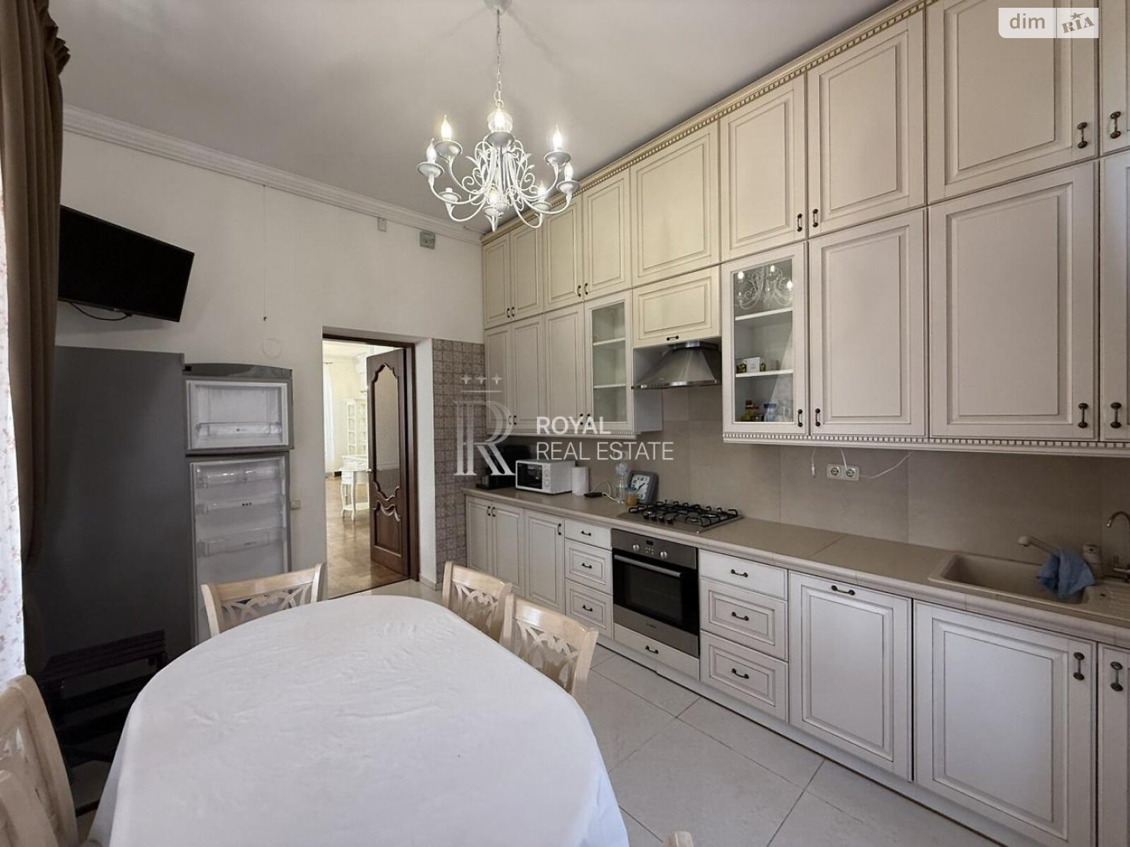 трехэтажный дом, 495 кв. м, кирпич. Продажа в Лесниках фото 1 трехэтажный дом, 495 кв. м, кирпич. Продажа в Лесниках фото 1