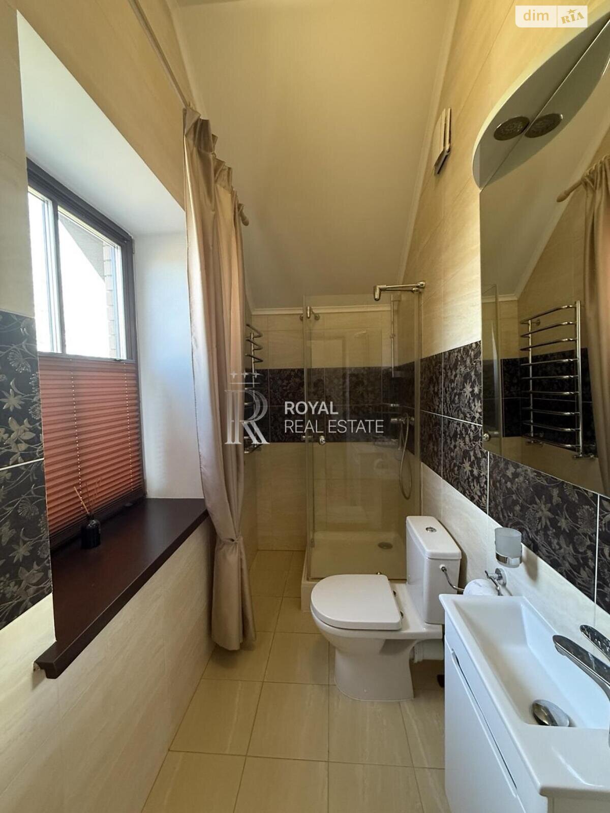 трехэтажный дом, 495 кв. м, кирпич. Продажа в Лесниках фото 1 трехэтажный дом, 495 кв. м, кирпич. Продажа в Лесниках фото 1