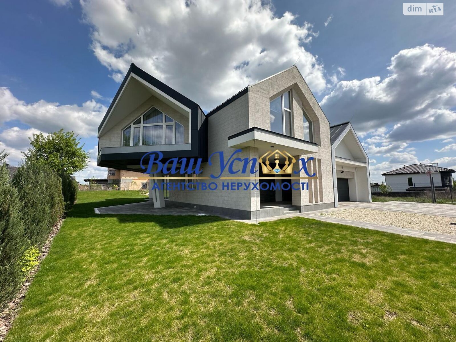 двоповерховий будинок, 300 кв. м, кирпич. Продаж у Лісниках фото 1 двоповерховий будинок, 300 кв. м, кирпич. Продаж у Лісниках фото 1