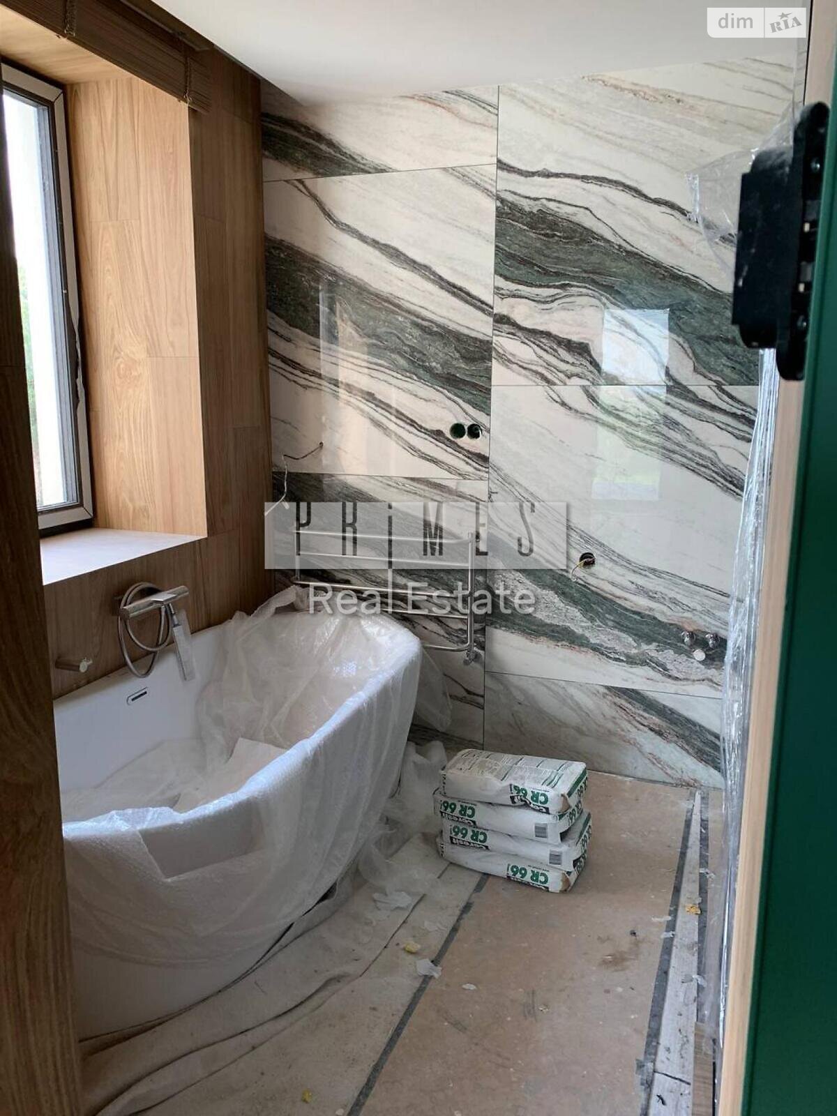 триповерховий будинок з верандою, 498.9 кв. м, термоблок. Продаж у Лісниках фото 1