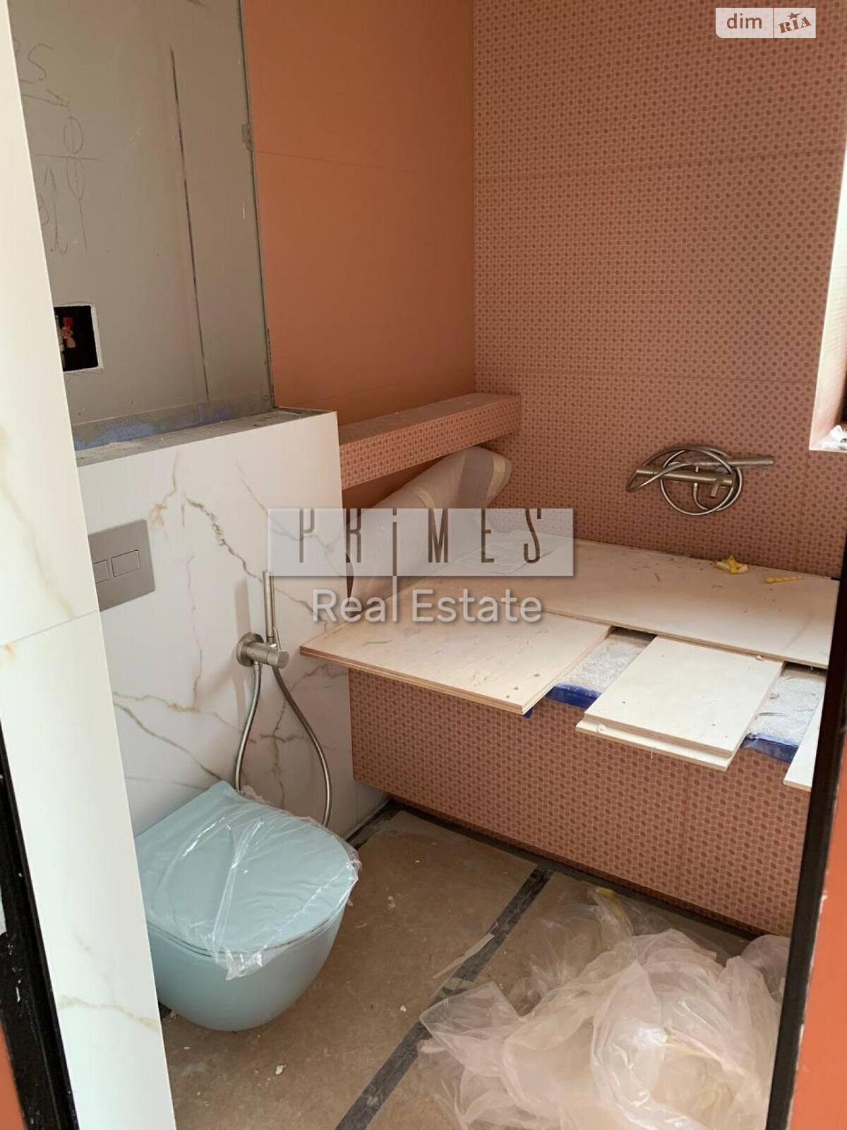 триповерховий будинок з верандою, 498.9 кв. м, термоблок. Продаж у Лісниках фото 1