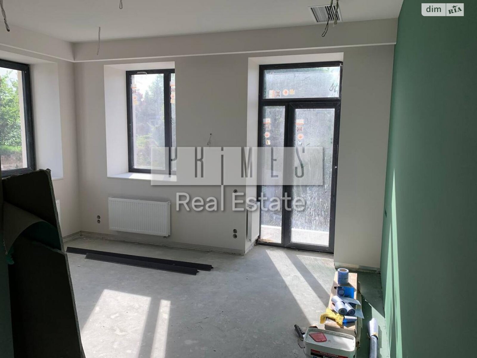 триповерховий будинок з верандою, 498.9 кв. м, термоблок. Продаж у Лісниках фото 1