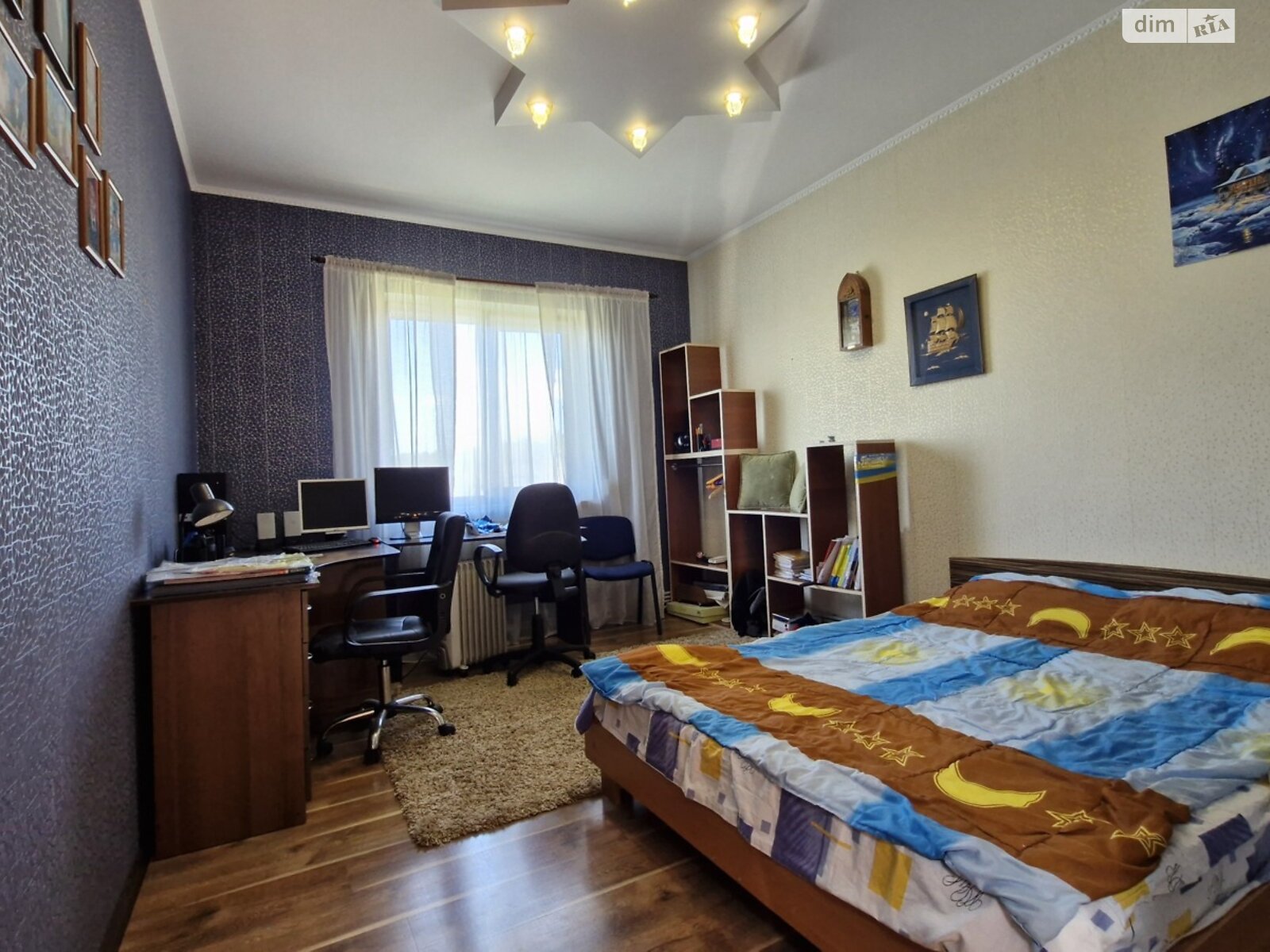 двухэтажный дом, 340 кв. м, кирпич. Продажа в Лесном фото 1