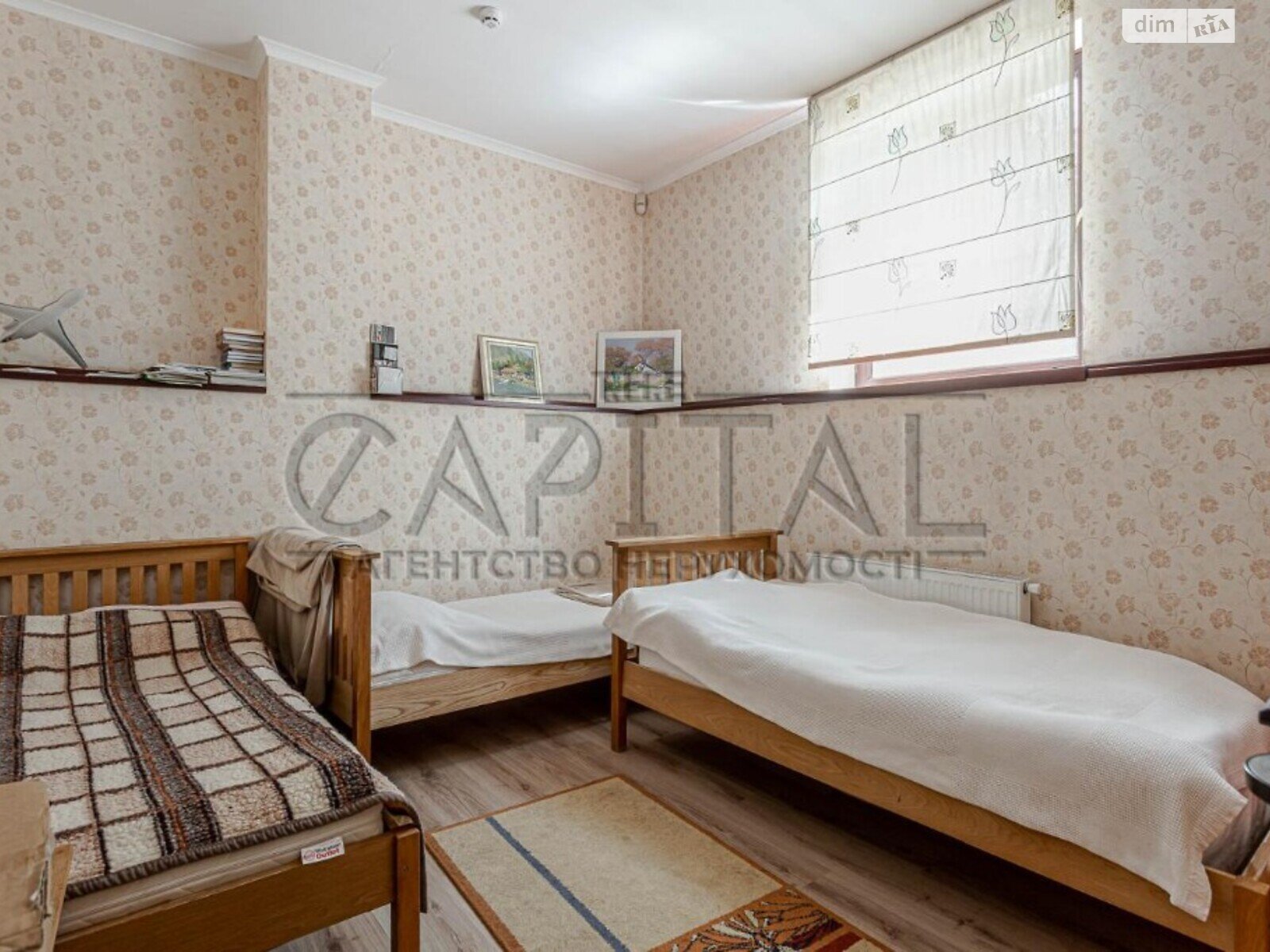 триповерховий будинок, 627 кв. м, цегла. Продаж у Лісне фото 1 триповерховий будинок, 627 кв. м, цегла. Продаж у Лісне фото 1