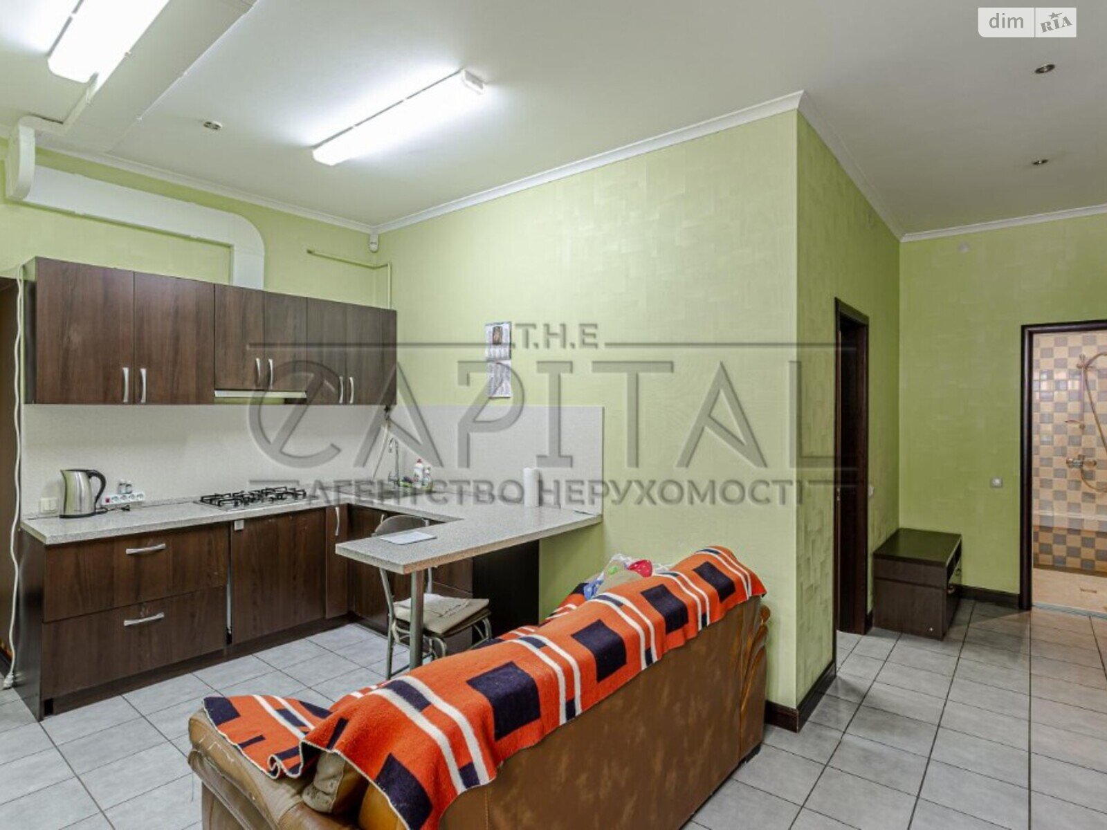 триповерховий будинок, 627 кв. м, цегла. Продаж у Лісне фото 1 триповерховий будинок, 627 кв. м, цегла. Продаж у Лісне фото 1