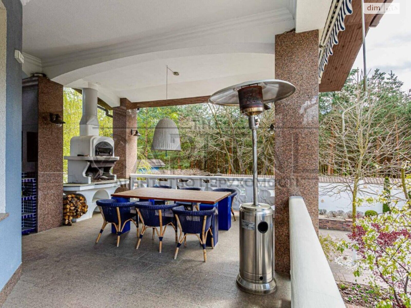 триповерховий будинок, 627 кв. м, цегла. Продаж у Лісне фото 1 триповерховий будинок, 627 кв. м, цегла. Продаж у Лісне фото 1