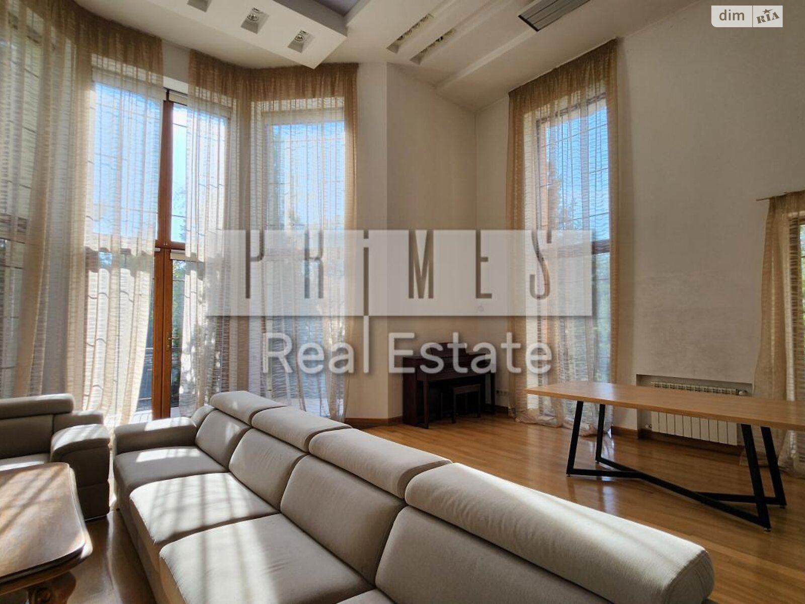 двоповерховий будинок з верандою, 598.7 кв. м, цегла. Продаж у Шпитьках фото 1 двоповерховий будинок з верандою, 598.7 кв. м, цегла. Продаж у Шпитьках фото 1