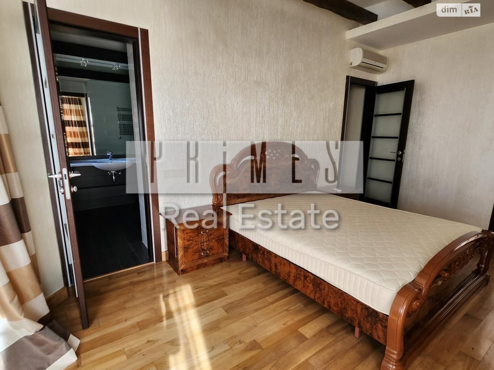 двоповерховий будинок з верандою, 598.7 кв. м, цегла. Продаж у Шпитьках фото 1 двоповерховий будинок з верандою, 598.7 кв. м, цегла. Продаж у Шпитьках фото 1